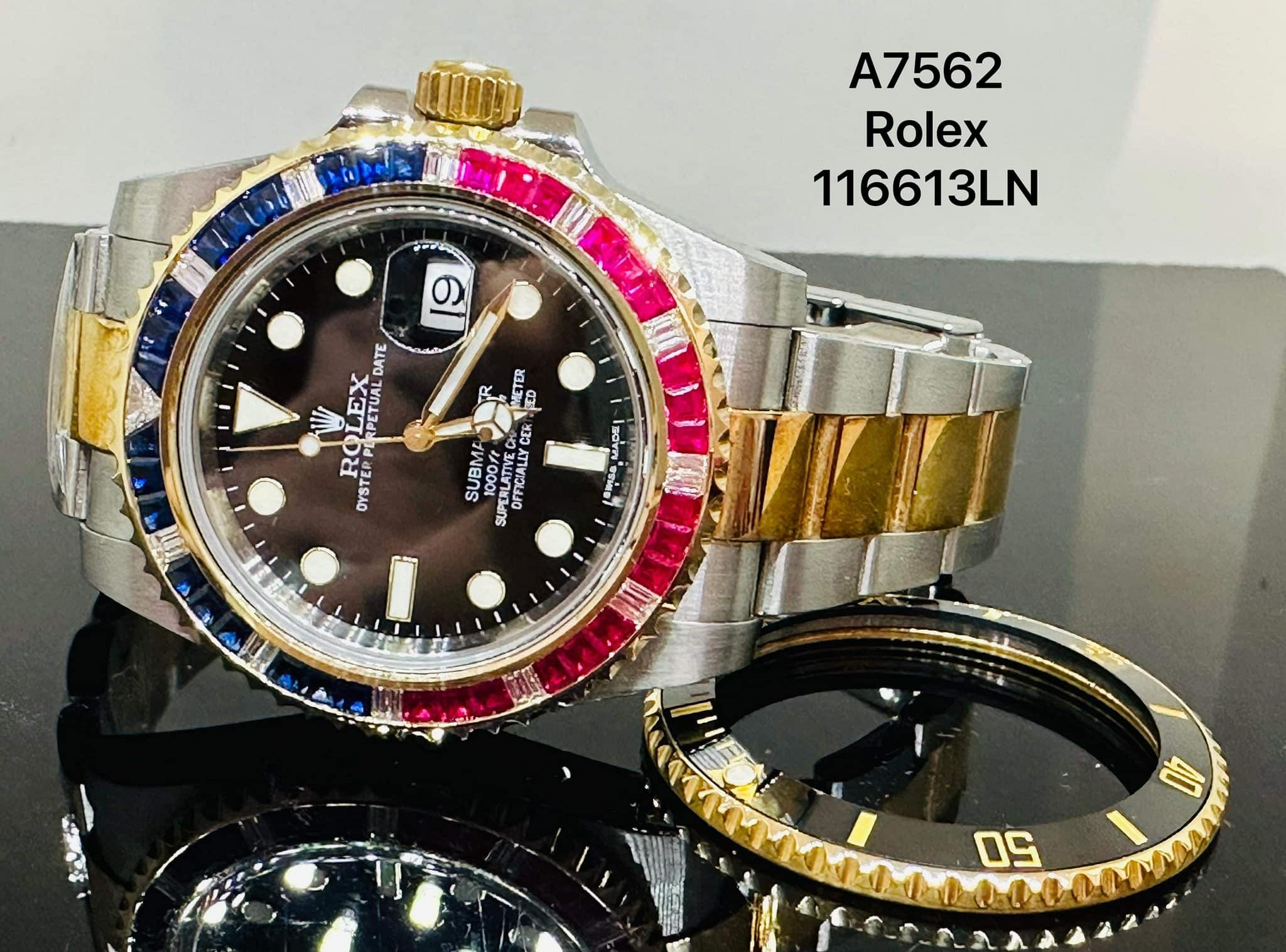 Rolex 勞力士 116613LN半金 黑水鬼 #後鑲全新18黃K紅藍剛玉鑽石圈 98新(全配備)