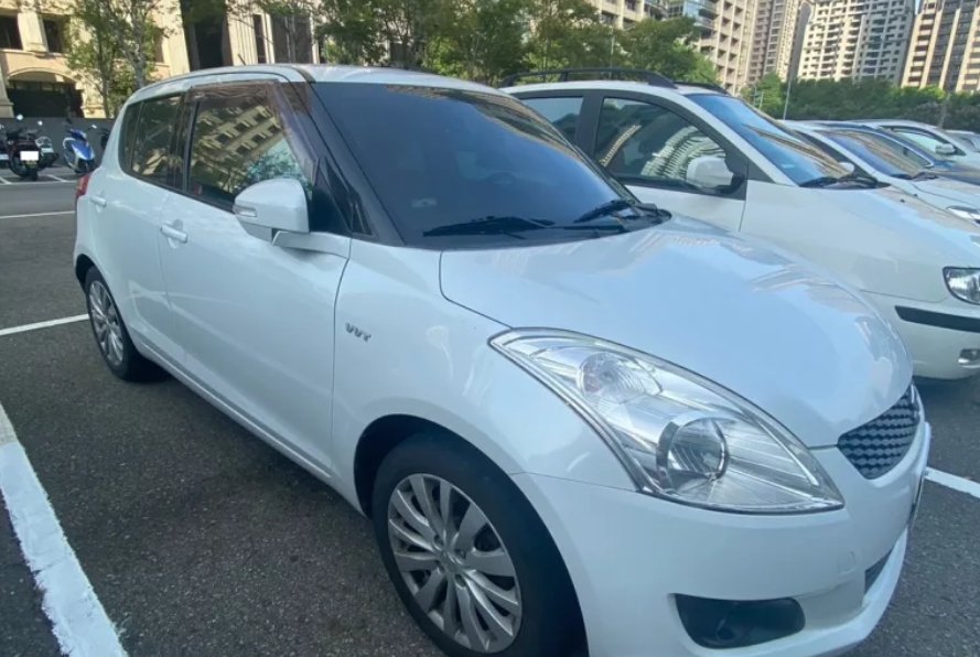 2011 Suzuki 鈴木 Swift