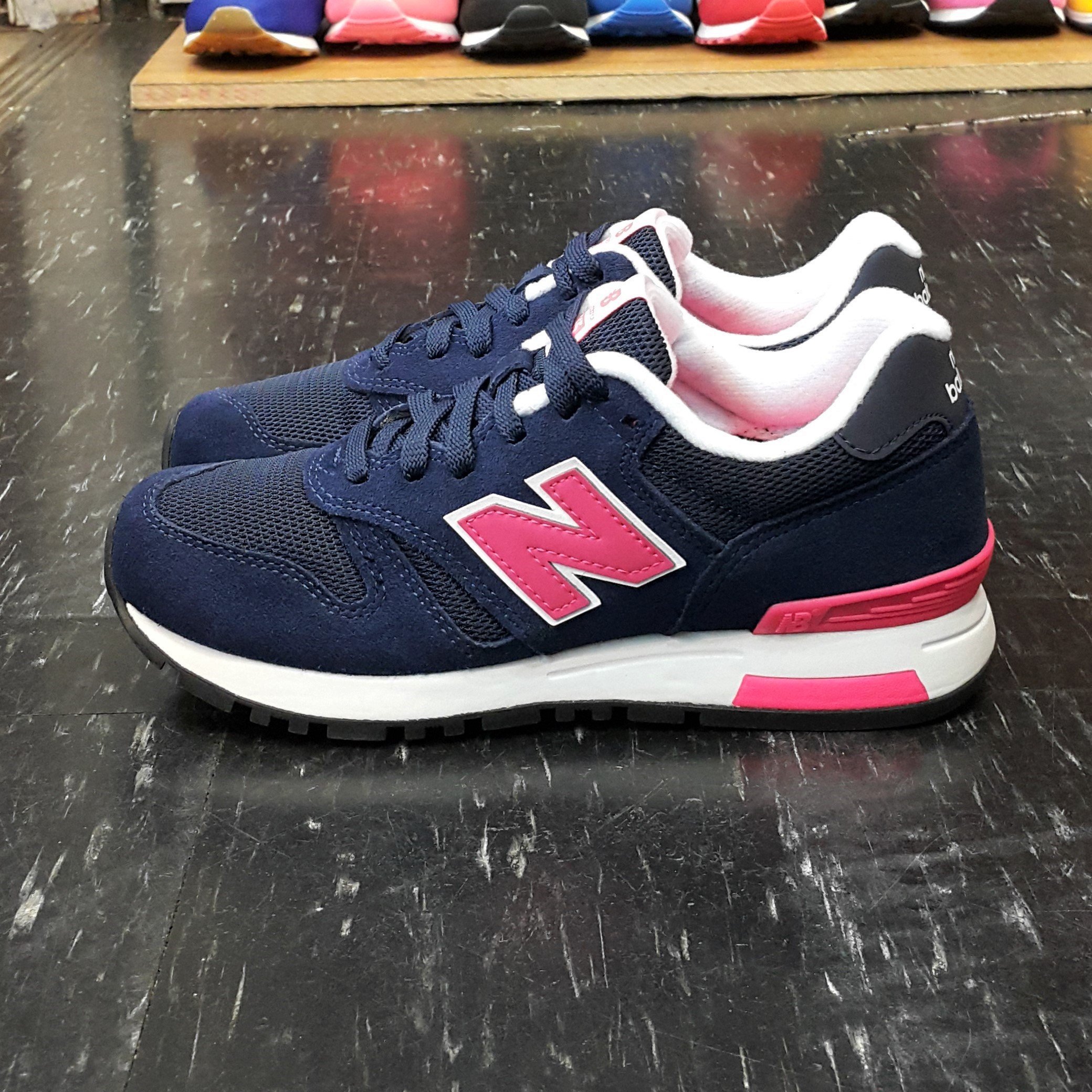 nb 565