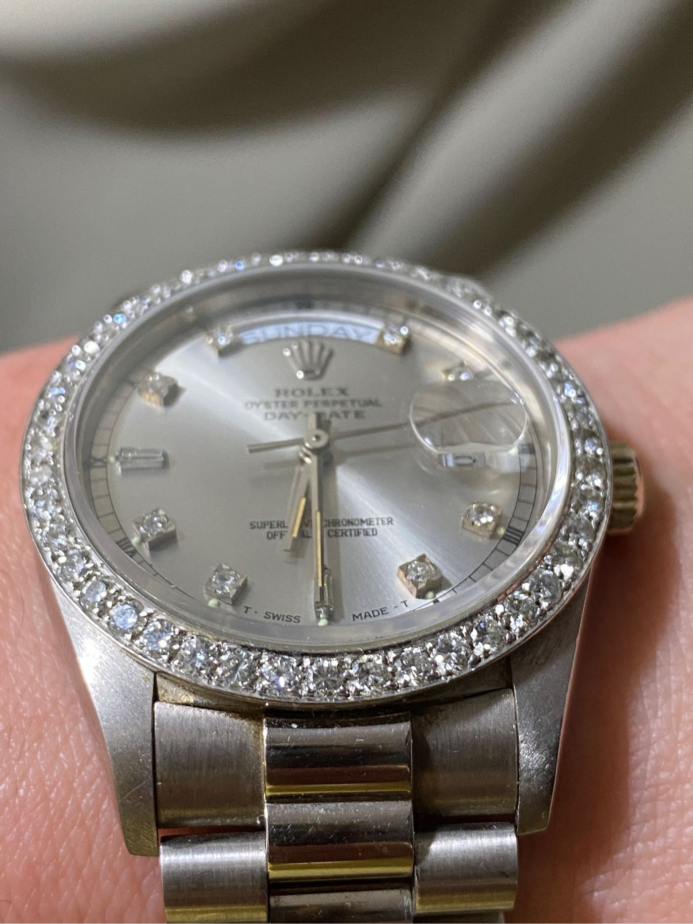 Rolex day-Date 18039A 純正18K白金 原廠鑽石時標銀色錶盤 後鑲真鑽白金錶圈錶帶現21節+1節共22節