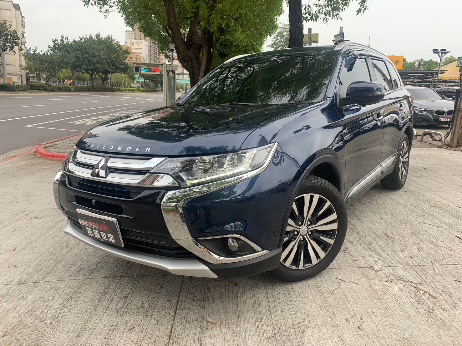 2020 Mitsubishi 三菱 Outlander