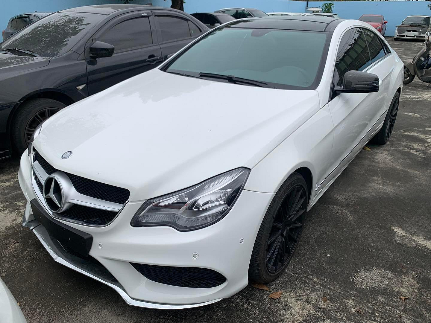 JH汽材 BENZ 賓士 E250 COUPE C207 小改款 零件車 報廢車 流當車 拆賣!!