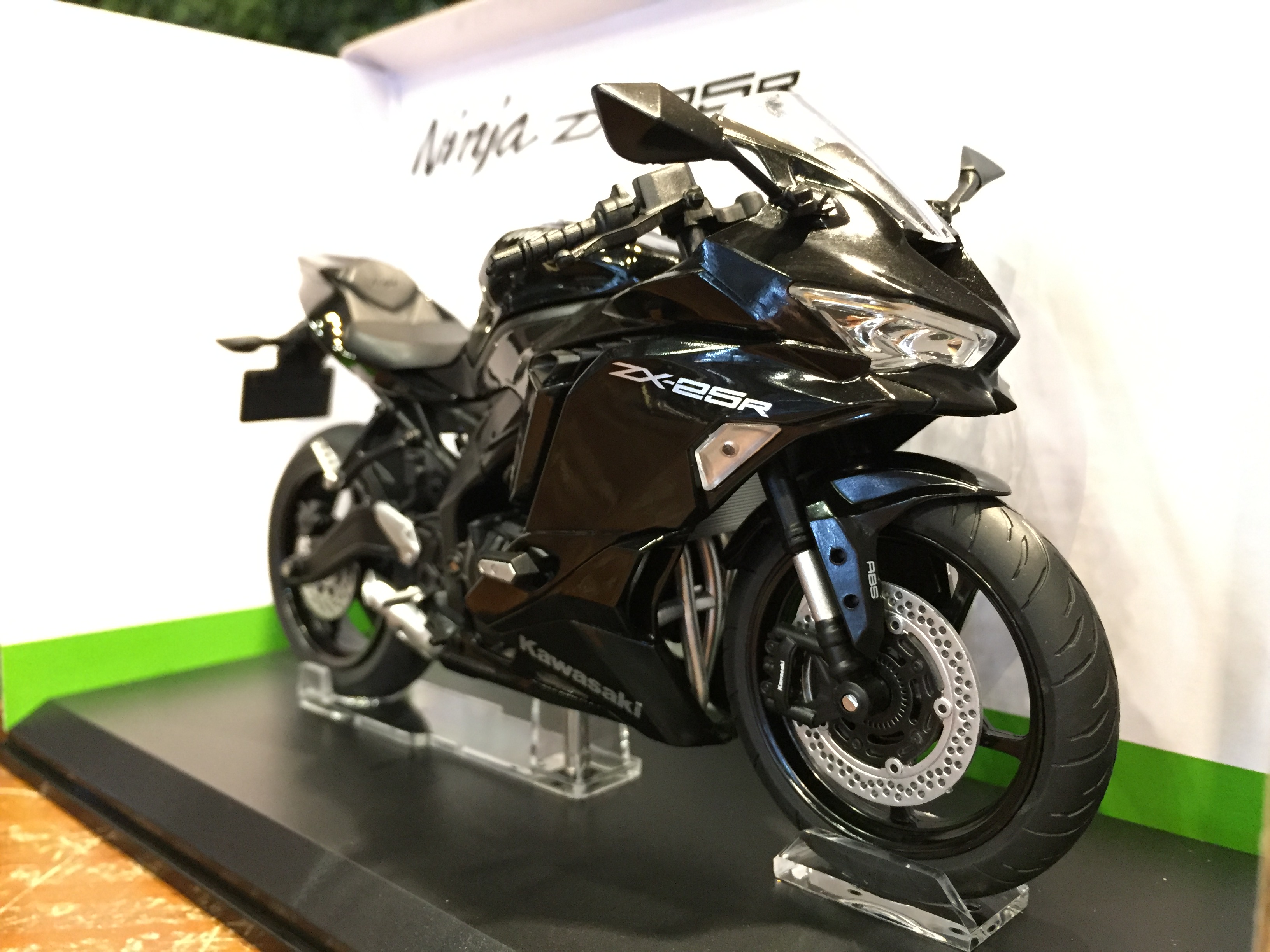 1/12 Aoshima Kawasaki Ninja ZX-25R Black 109717【MGM】 | Yahoo奇摩拍賣