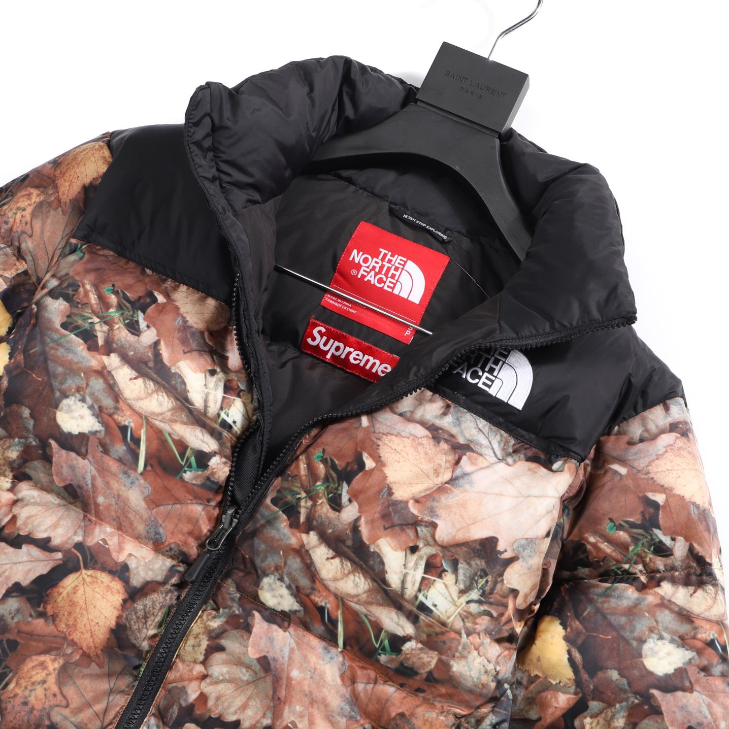 Supreme The North Face Nuptse Leaves | Yahoo奇摩拍賣