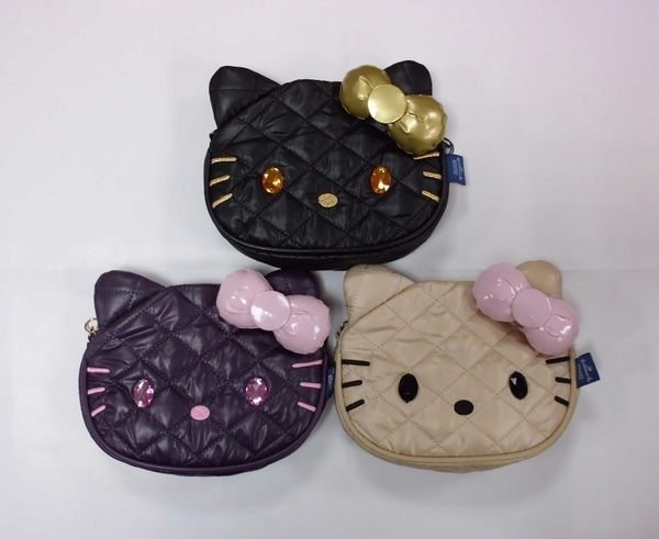 GIFT41 土城店 市伊瓏屋 凱蒂貓 HELLO KITTY KT Hallmark 聯名款 - 菱格兩用迷你包 (黑)