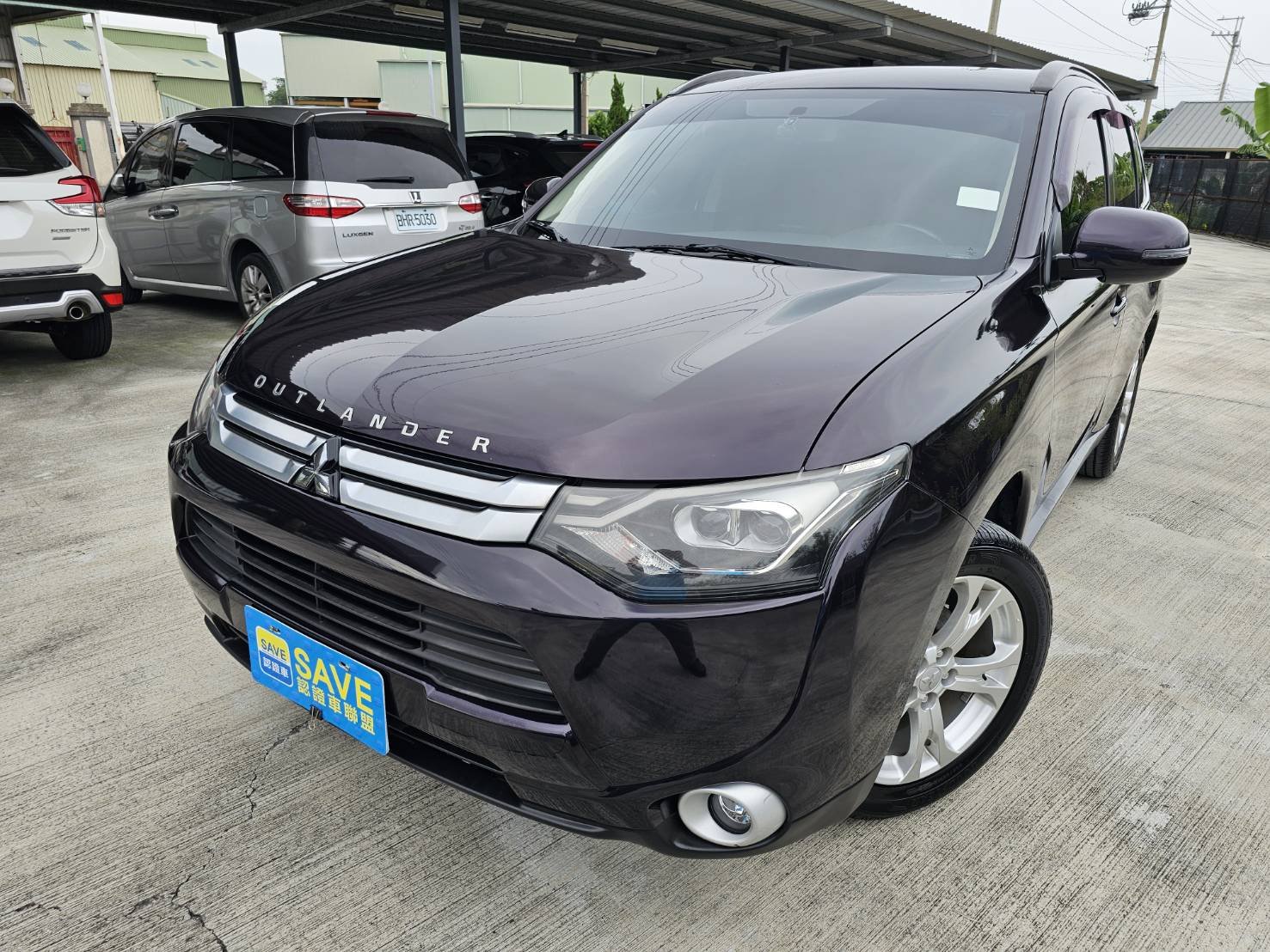 2014 Mitsubishi 三菱 Outlander