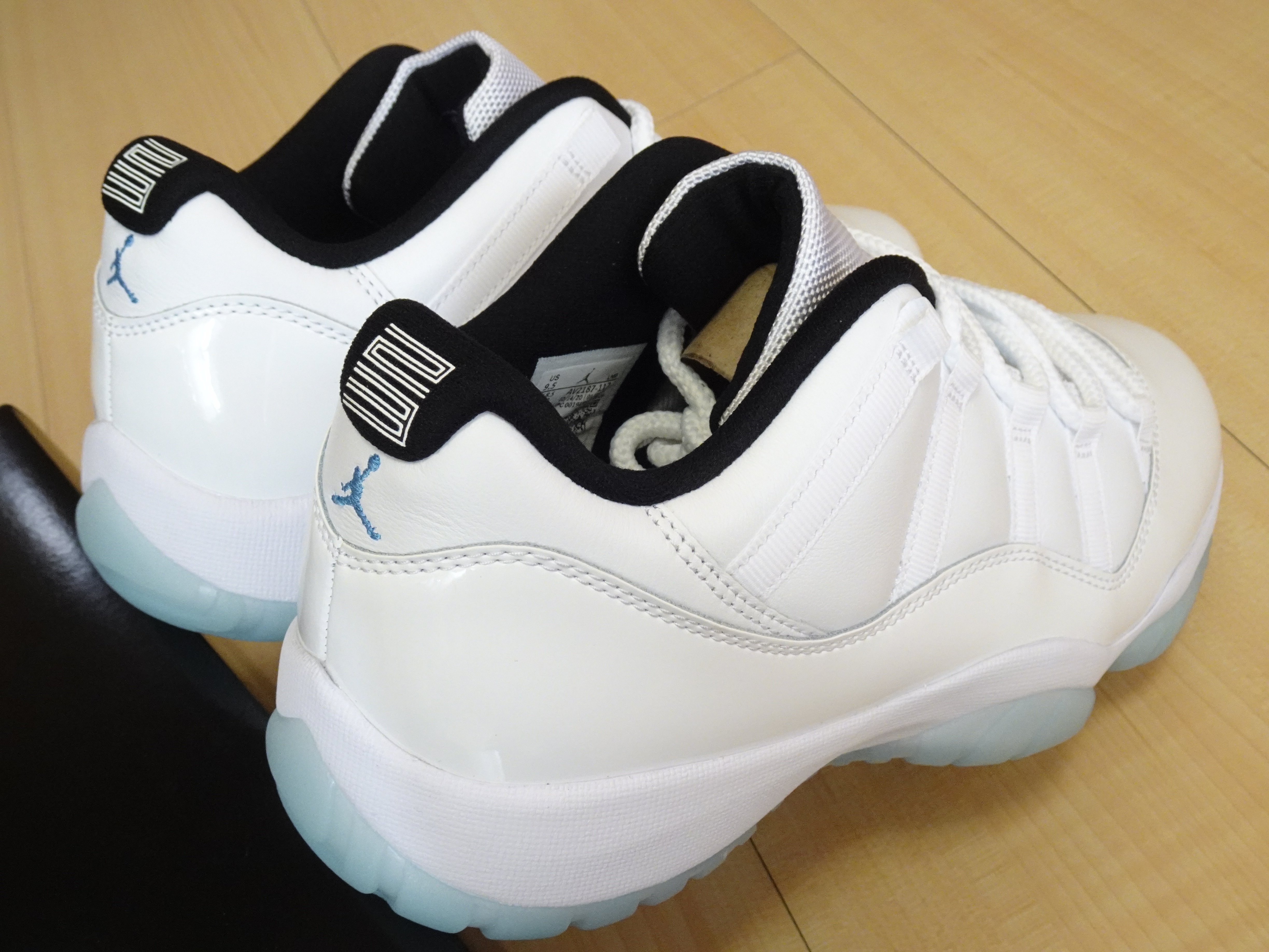 NIKE AIR JORDAN 11 RETRO LOW LEGEND BLUE傳奇藍白藍冰底籃球鞋AV2187