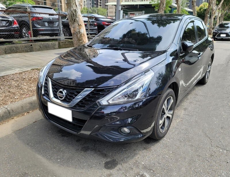 2018 Nissan 日產 Tiida 5d