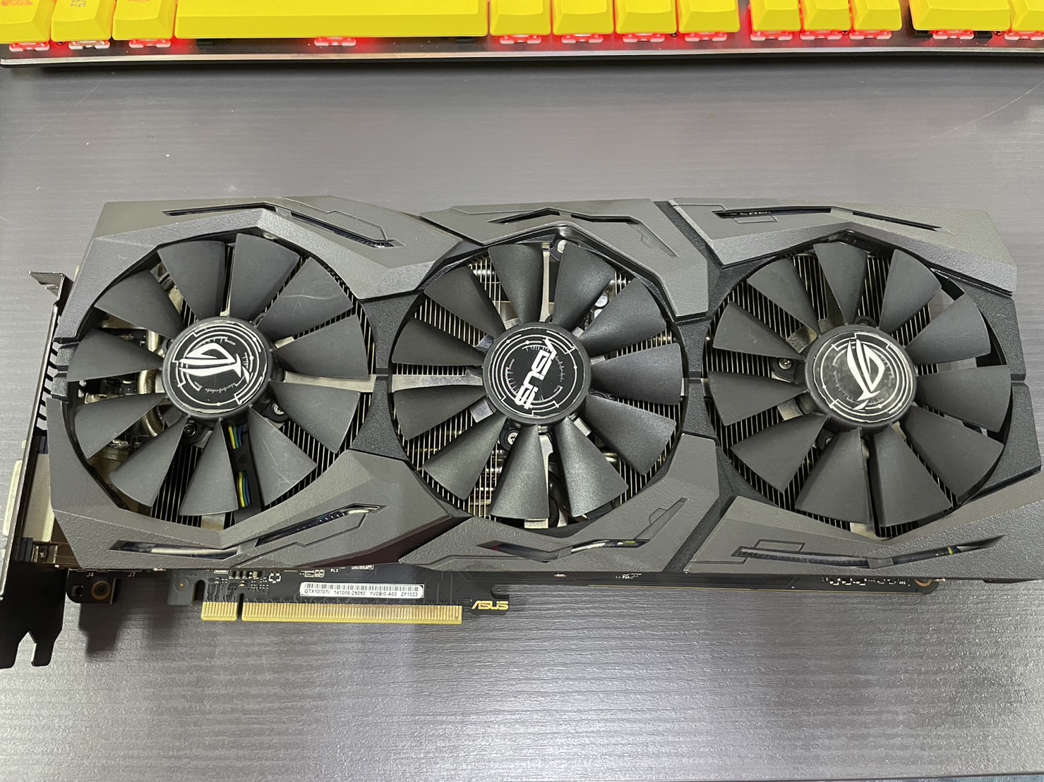 ASUS ROG-STRIX-GTX1070TI-A8G-GAMING顯示卡 保內 蘆洲可自取📌自取價4150