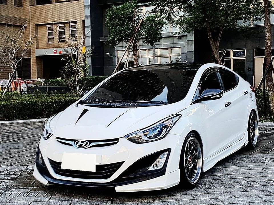 2016 Hyundai 現代 Elantra