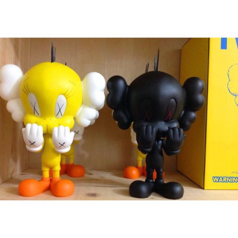 全新 ORIGINALFAKE KAWS TWEETY TOY 翠兒 30cm