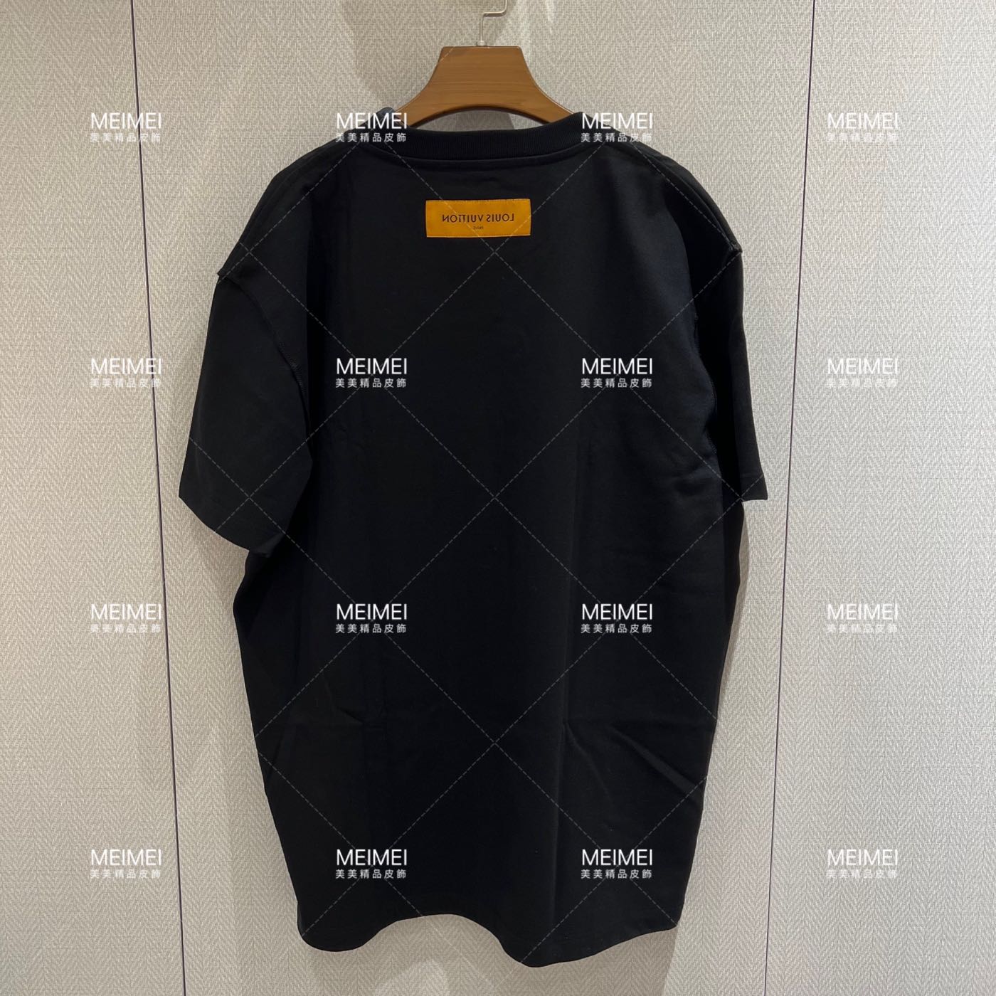 Louis Vuitton LV Spread Embroidery T-Shirt BlackLouis Vuitton LV