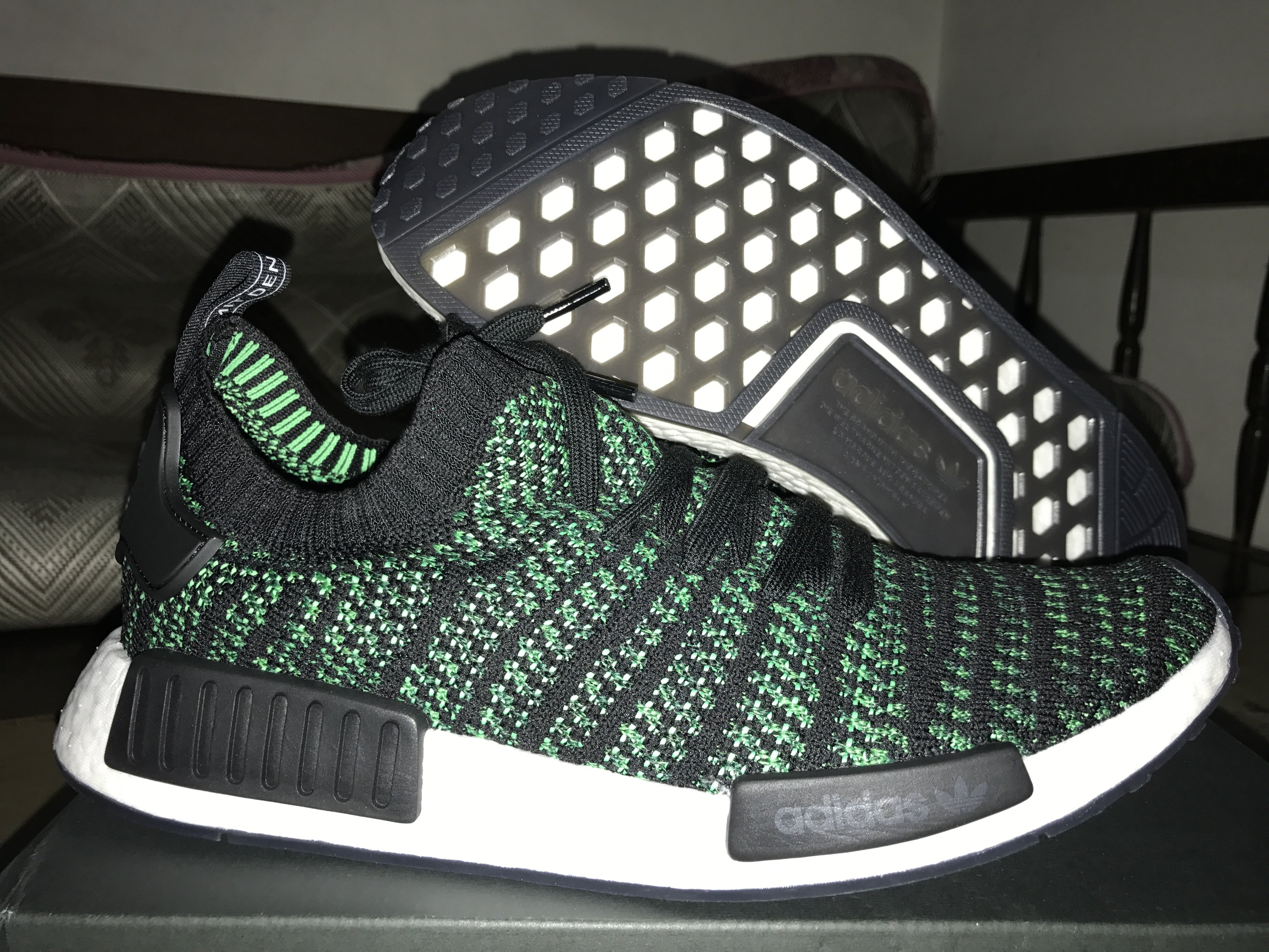 Adidas NMD R1 STLT PK AQ0936 Ultra Boost Kanye Jordan max Lebron yeezy 350  curry | Yahoo奇摩拍賣