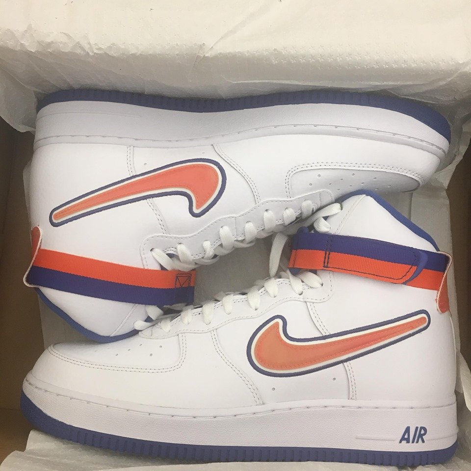 Nike Air Force 1 High '07 LV8 Sport 'Knicks' AV3938-100