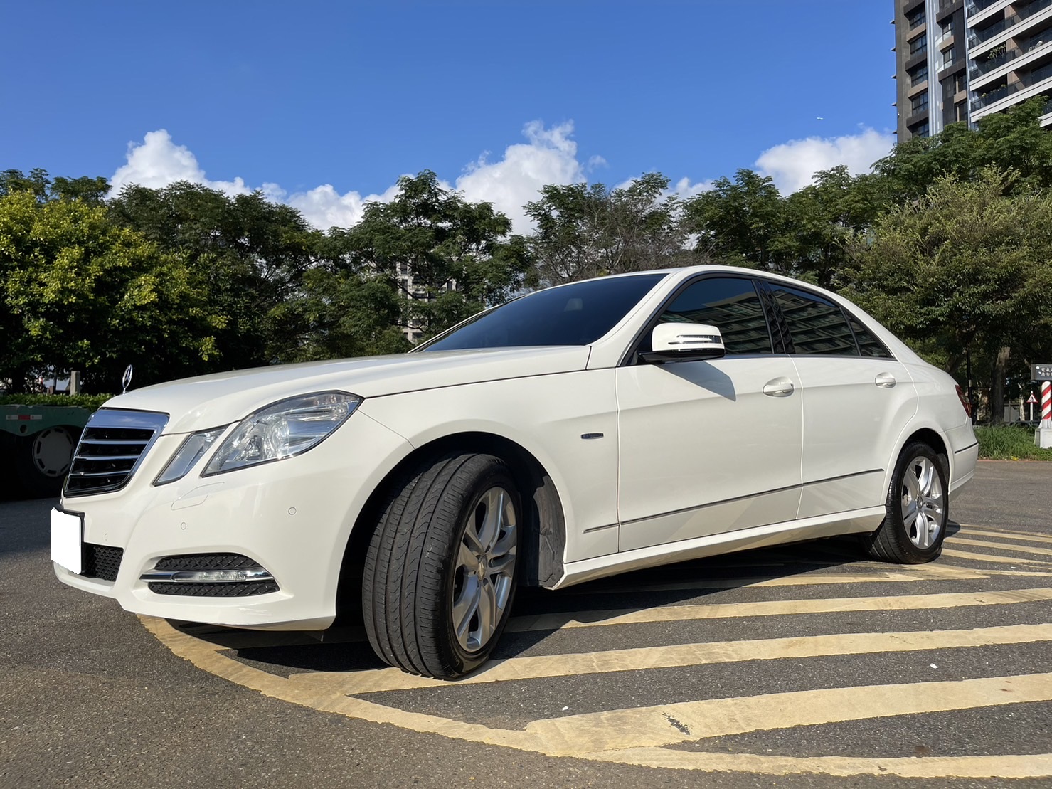 2012 M-Benz 賓士 E-class