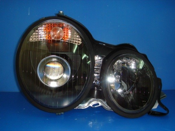 小亞車燈※ 全新 BENZ W210 黑框 魚眼 大燈 特價中 免運費 貨到付款