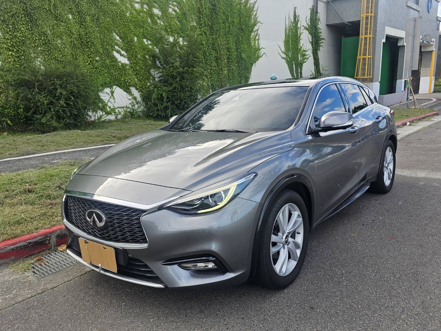 2017 Infiniti Q30