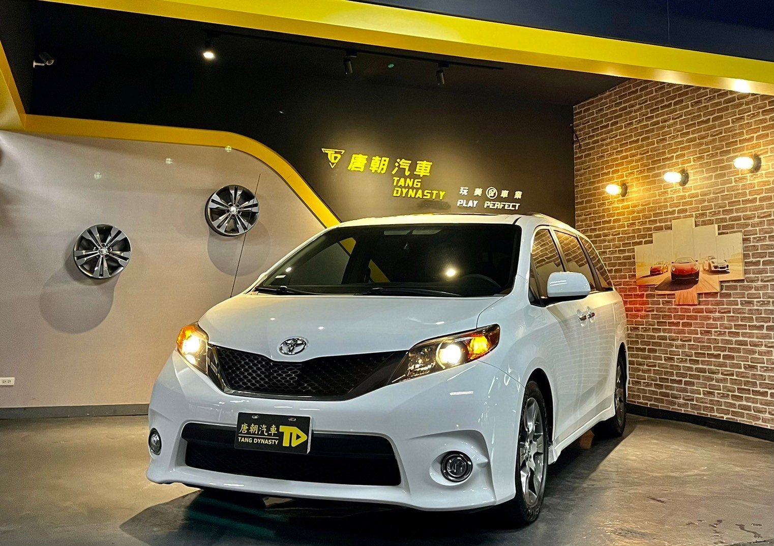 2013 Toyota 豐田 Sienna