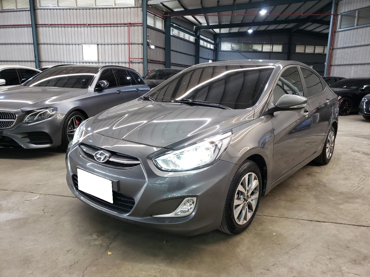 2017 Hyundai 現代 Verna