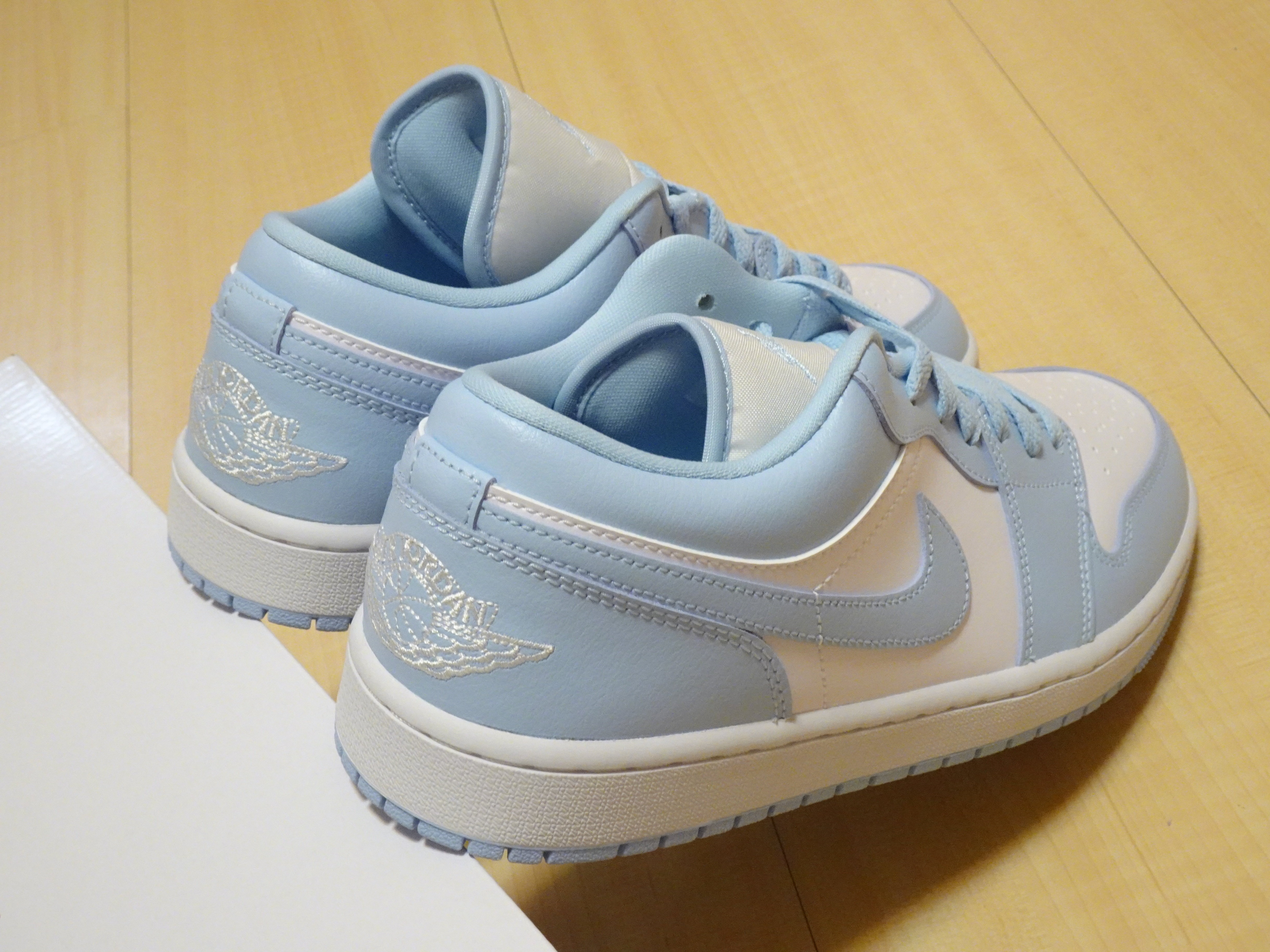 Nike Wmns Air Jordan 1 Low Aluminum 喬丹AJ1寶寶藍大學藍北卡藍