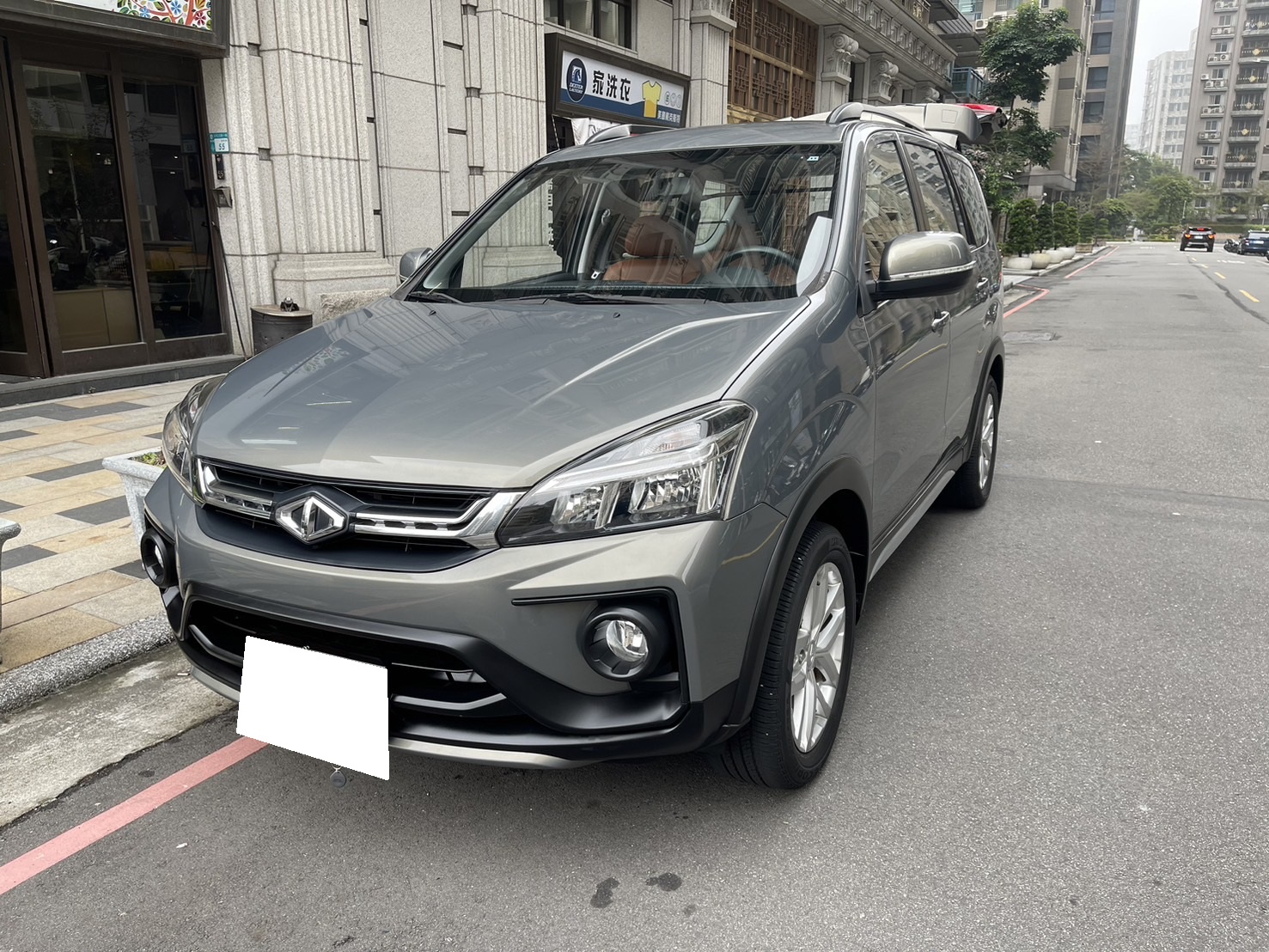 2022 Mitsubishi 三菱 Zinger