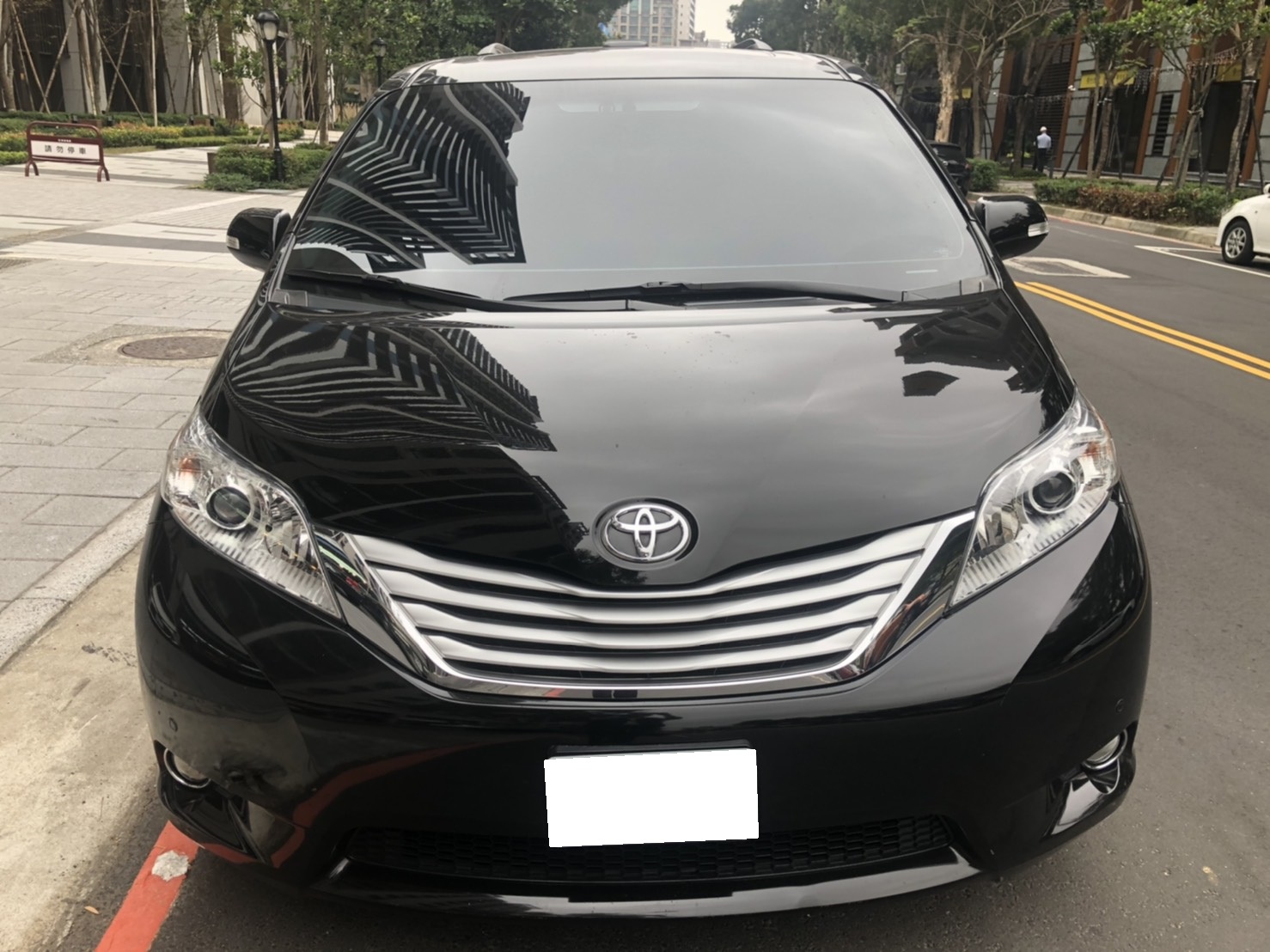 2012 Toyota 豐田 Sienna