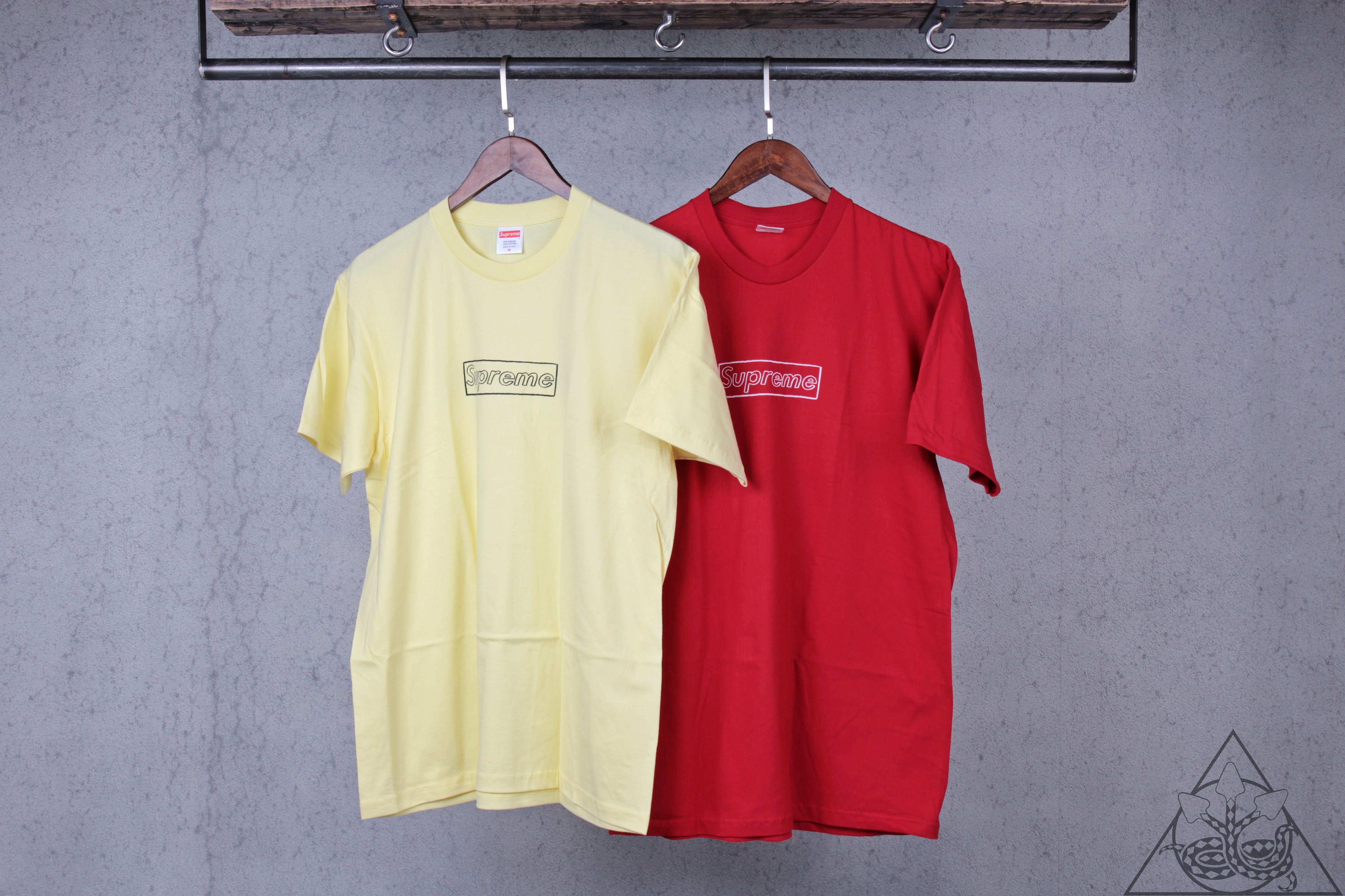 Supreme KAWS Chalk Logo Tee Red S 赤 - Tシャツ/カットソー(半袖/袖なし)