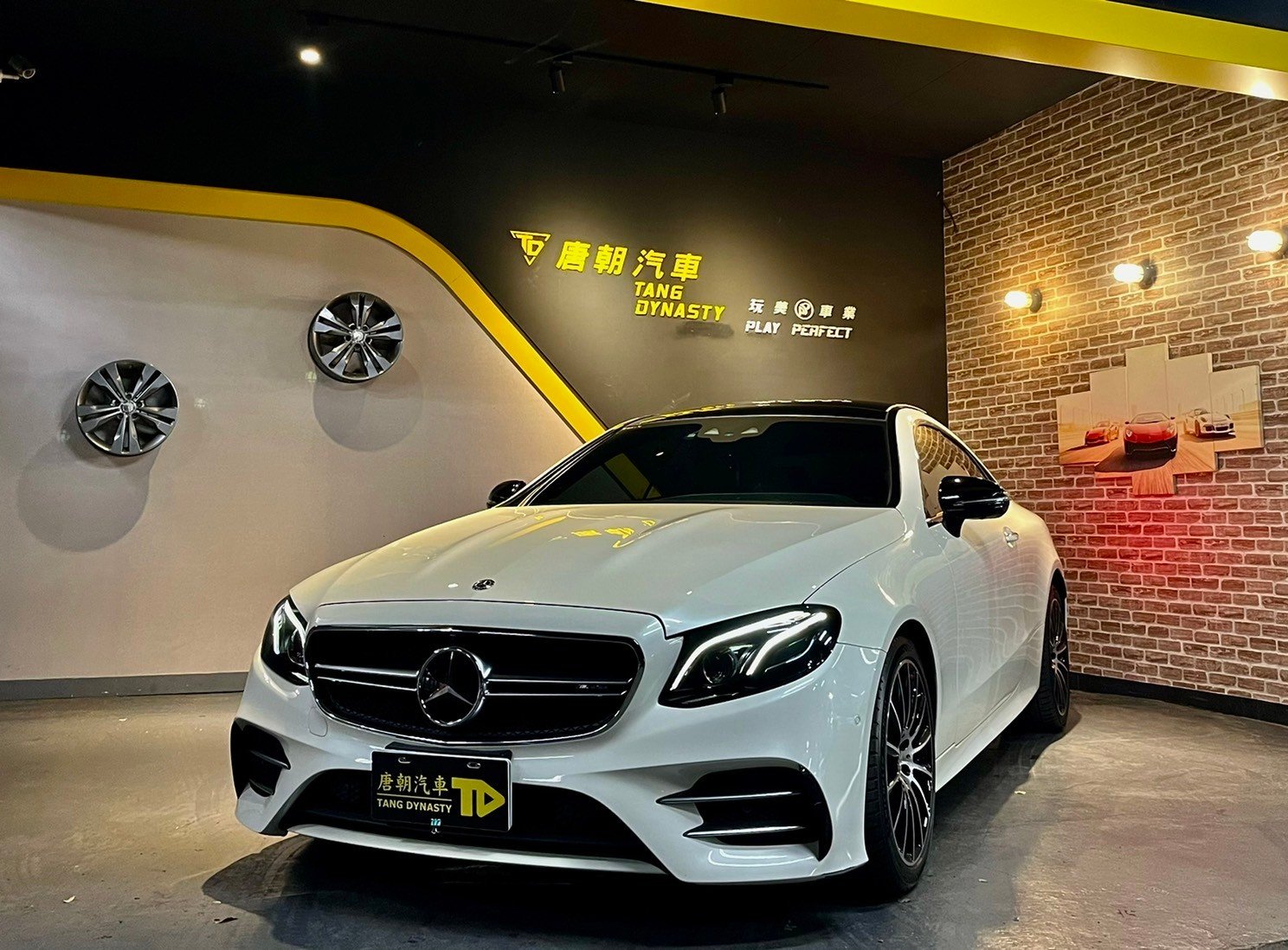 2018 M-Benz 賓士 E-class