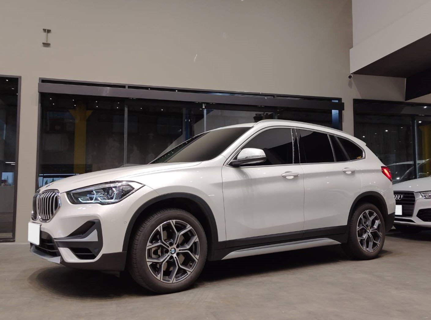 2022 BMW 寶馬 X1