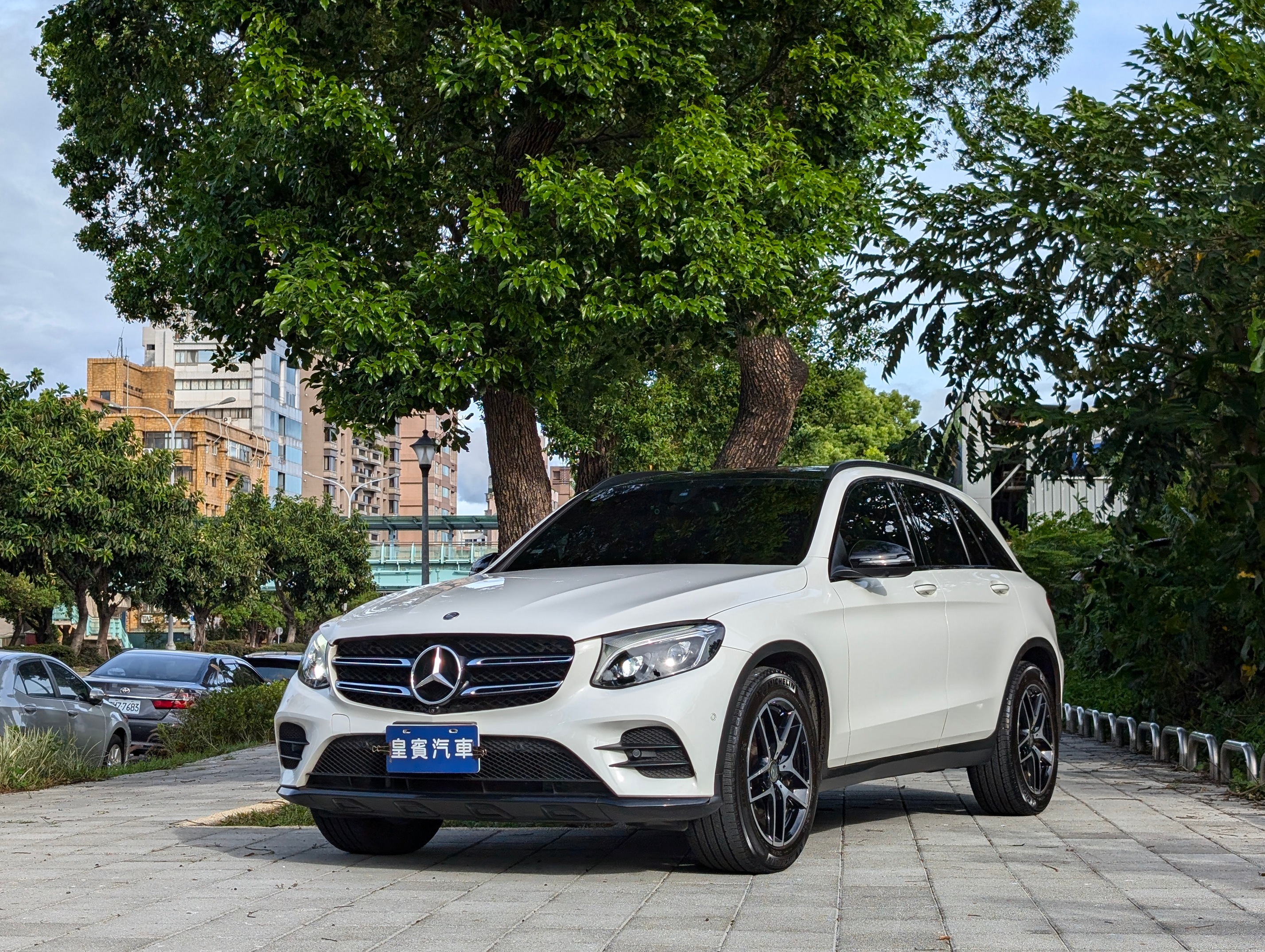 2016 M-Benz 賓士 Glc-class