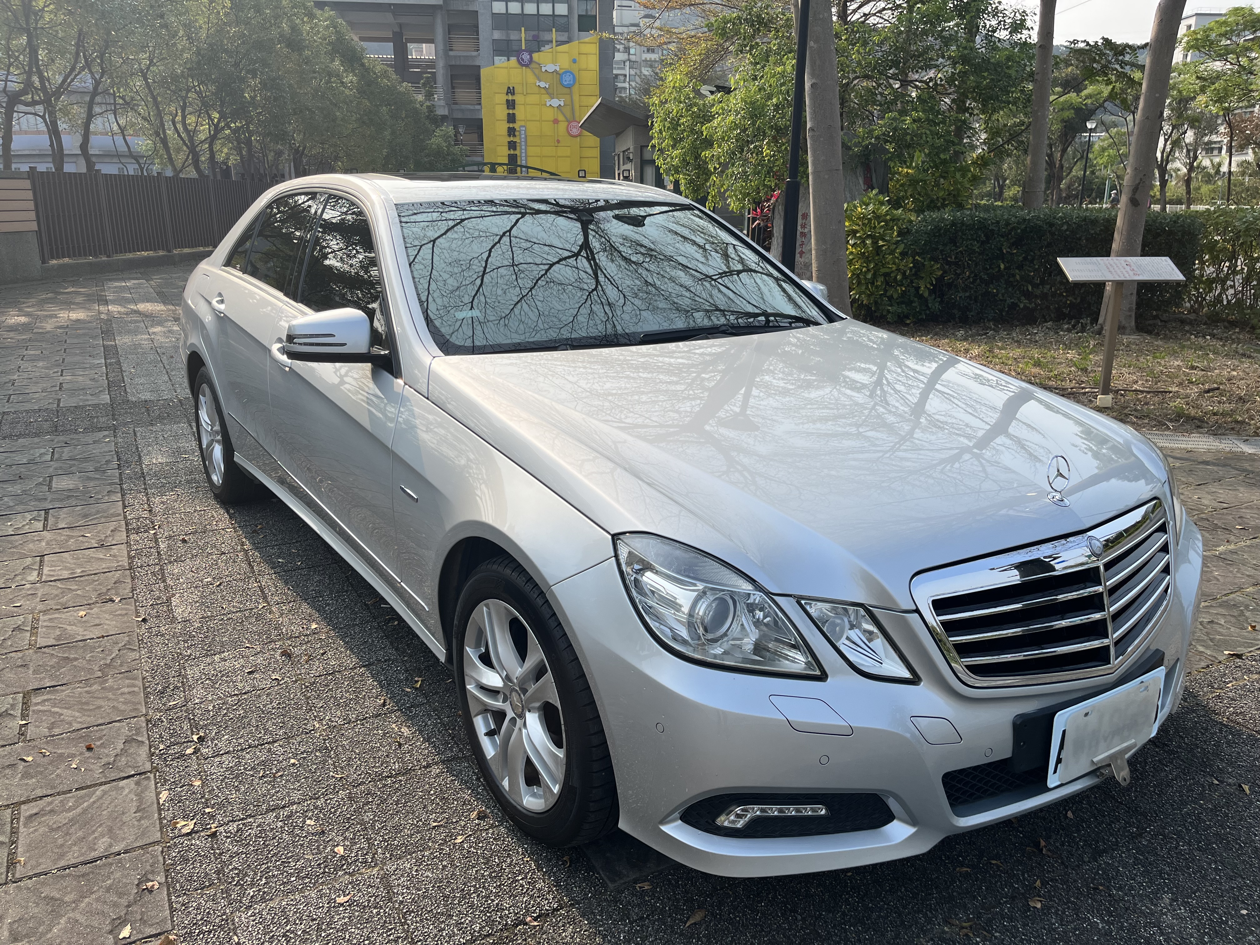 2009 M-Benz 賓士 E-class