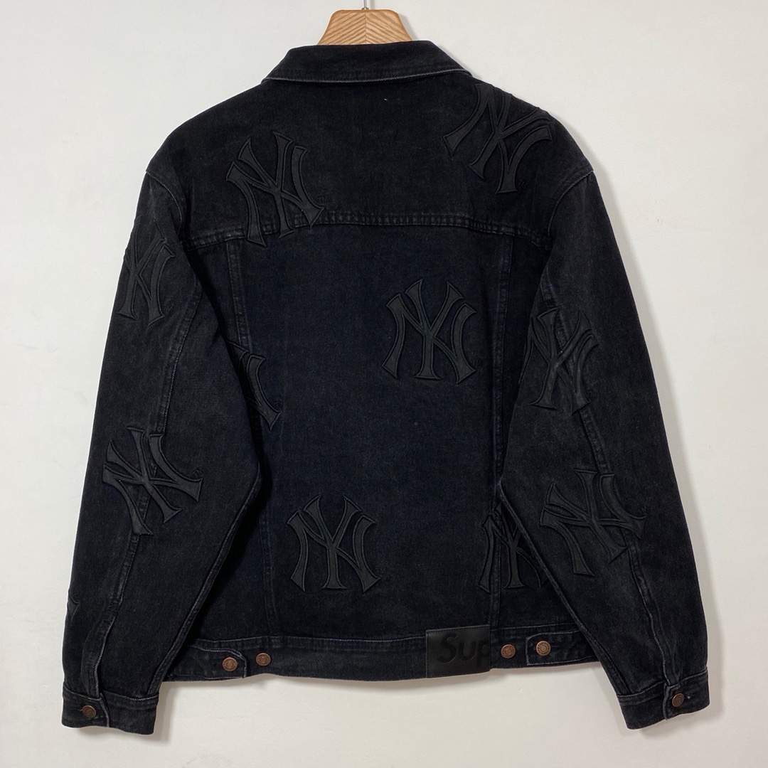 Supreme new york yankees denim trucker jacket | Yahoo奇摩拍賣