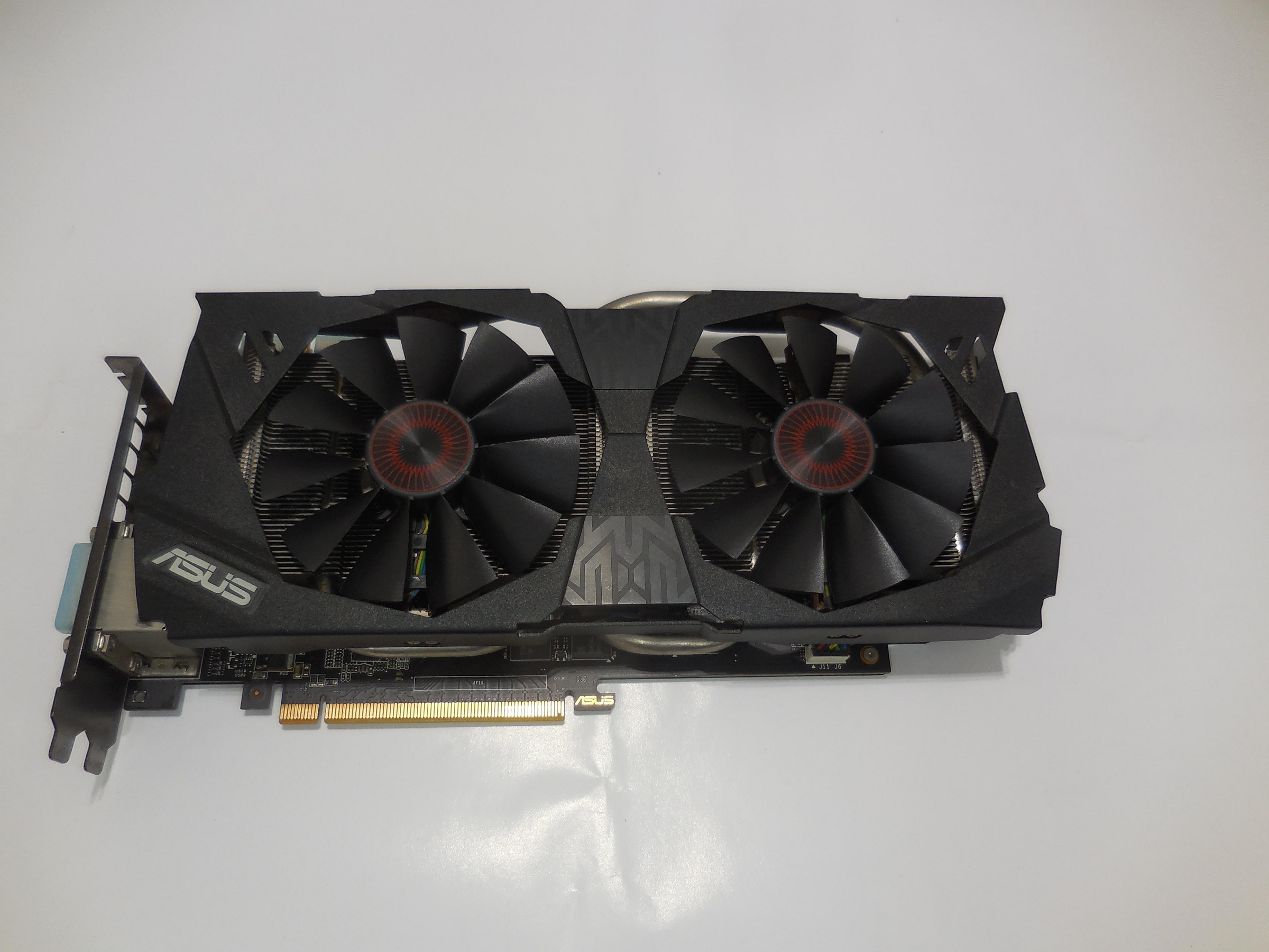 ASUS STRIX-GTX970-DC2OC-4GD5 需外接8PIN電源