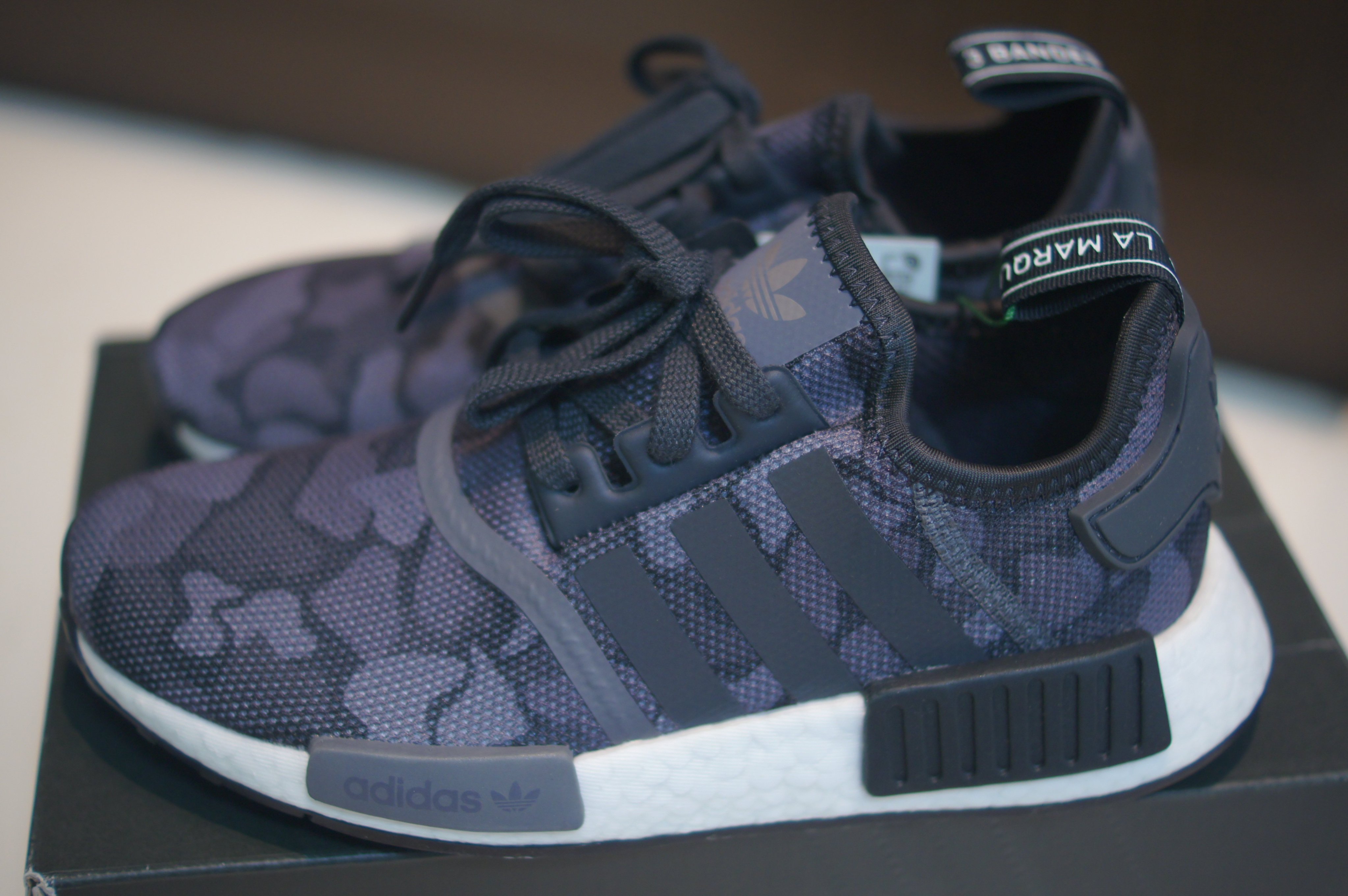 adidas nmd r1 duck camo core black