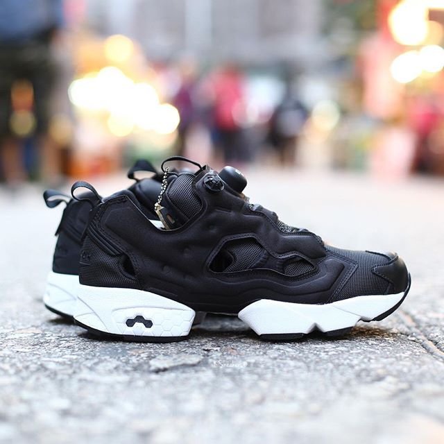 鋒仔球鞋】REEBOK INSTA PUMP FURY OG 慢跑鞋黑魂黑白配色男女鞋情侶鞋