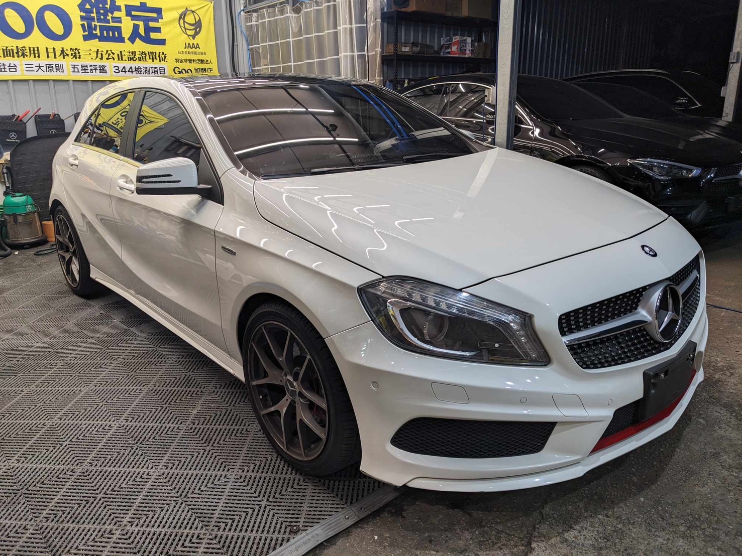 2015 M-Benz 賓士 A-class