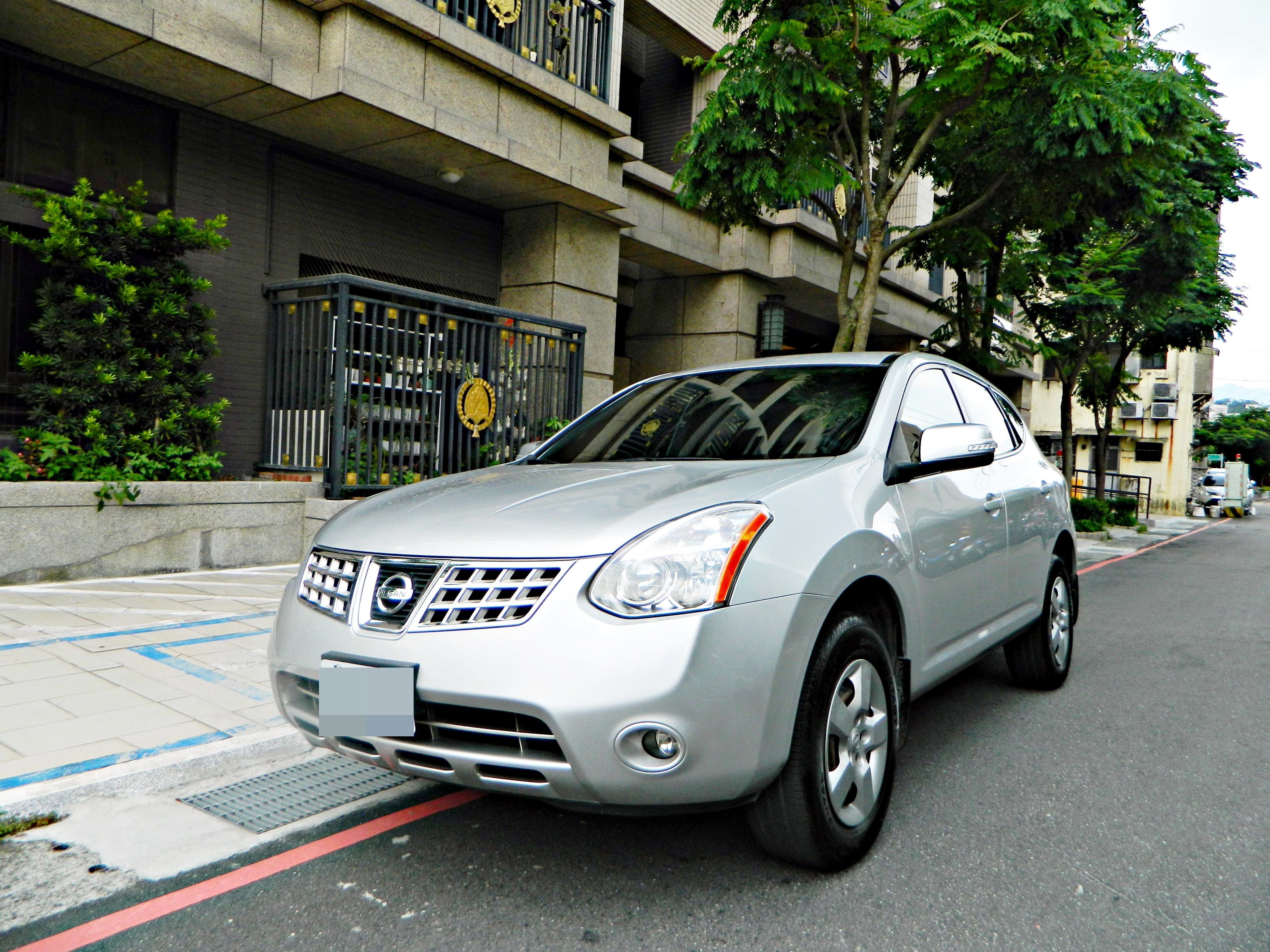 2010 Nissan 日產 Rogue