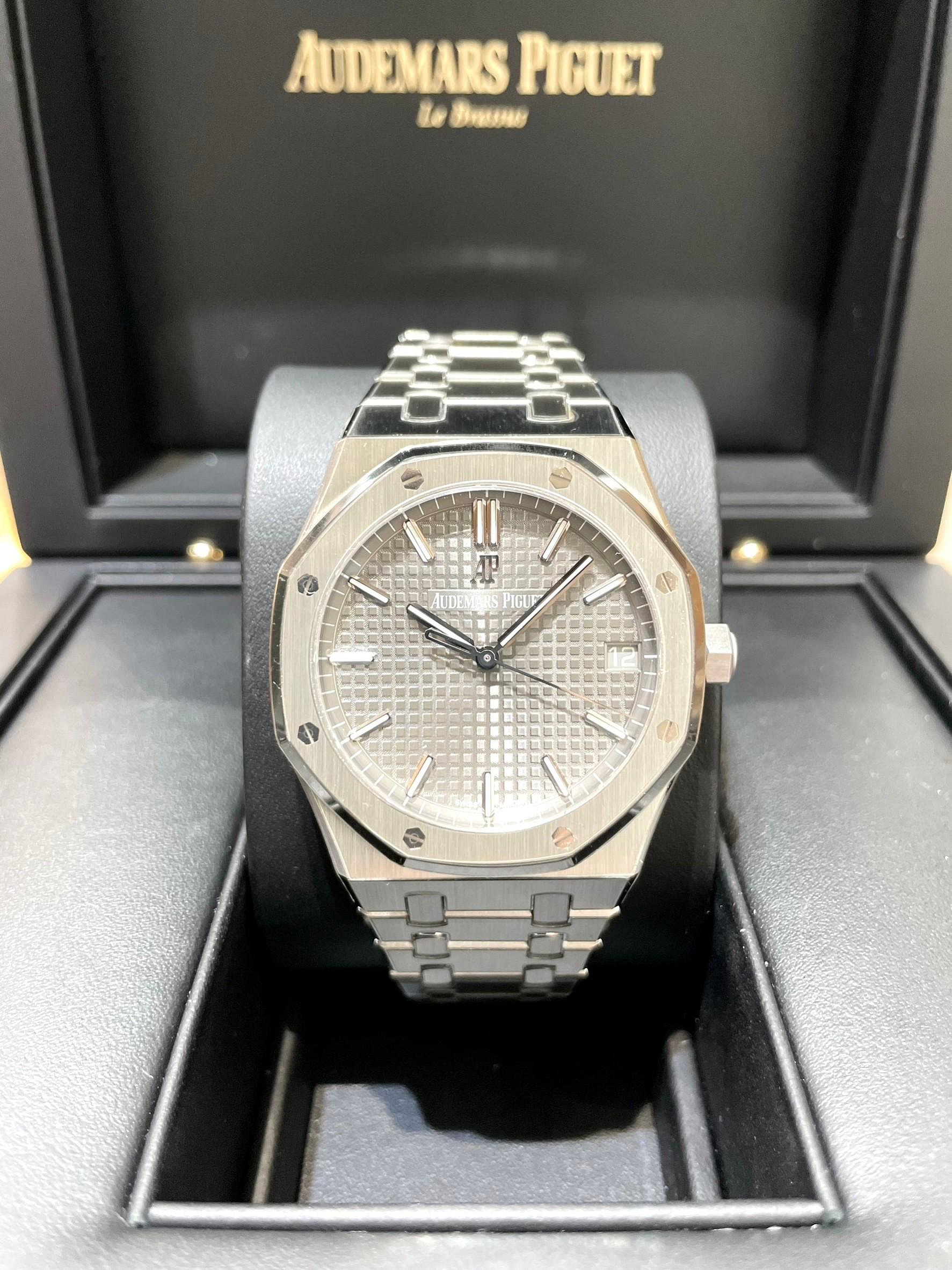 【北林流當品】Audemars Piguet 愛彼 AP錶 15500ST 皇家橡樹 灰格紋面盤 2022年保卡 已貼膜