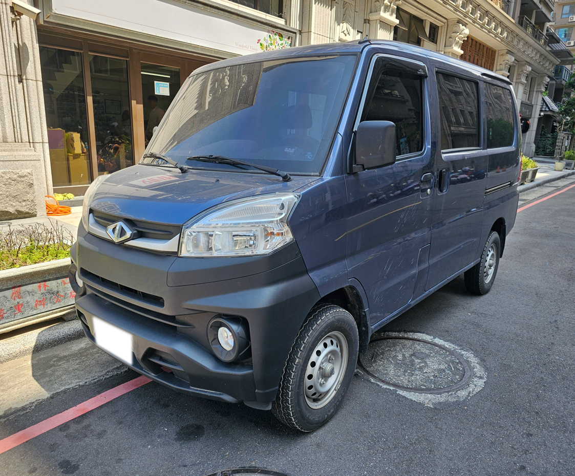 2021 Mitsubishi 三菱 商用車