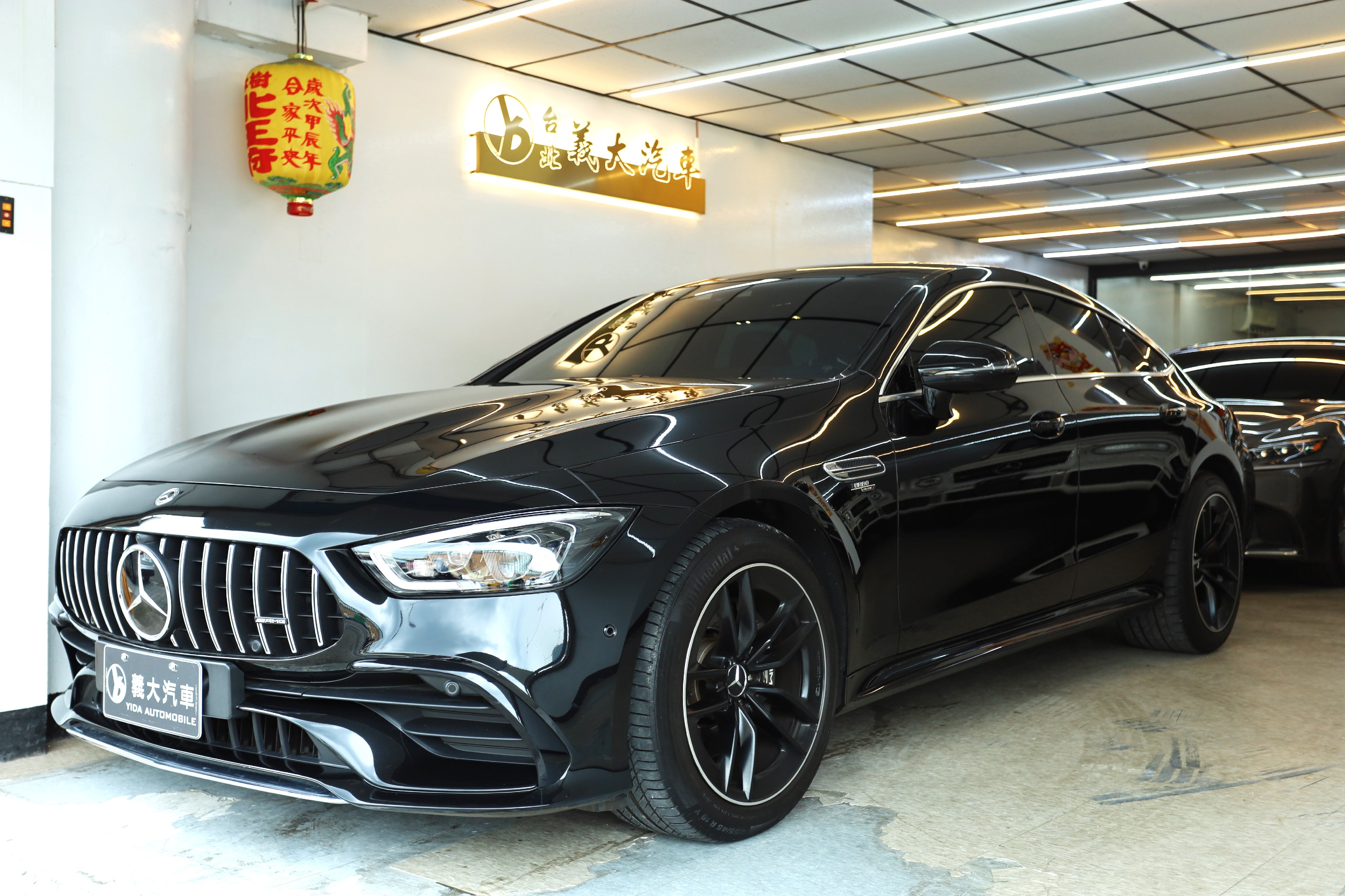 2019 M-Benz 賓士 Amg gt 4-door coupe