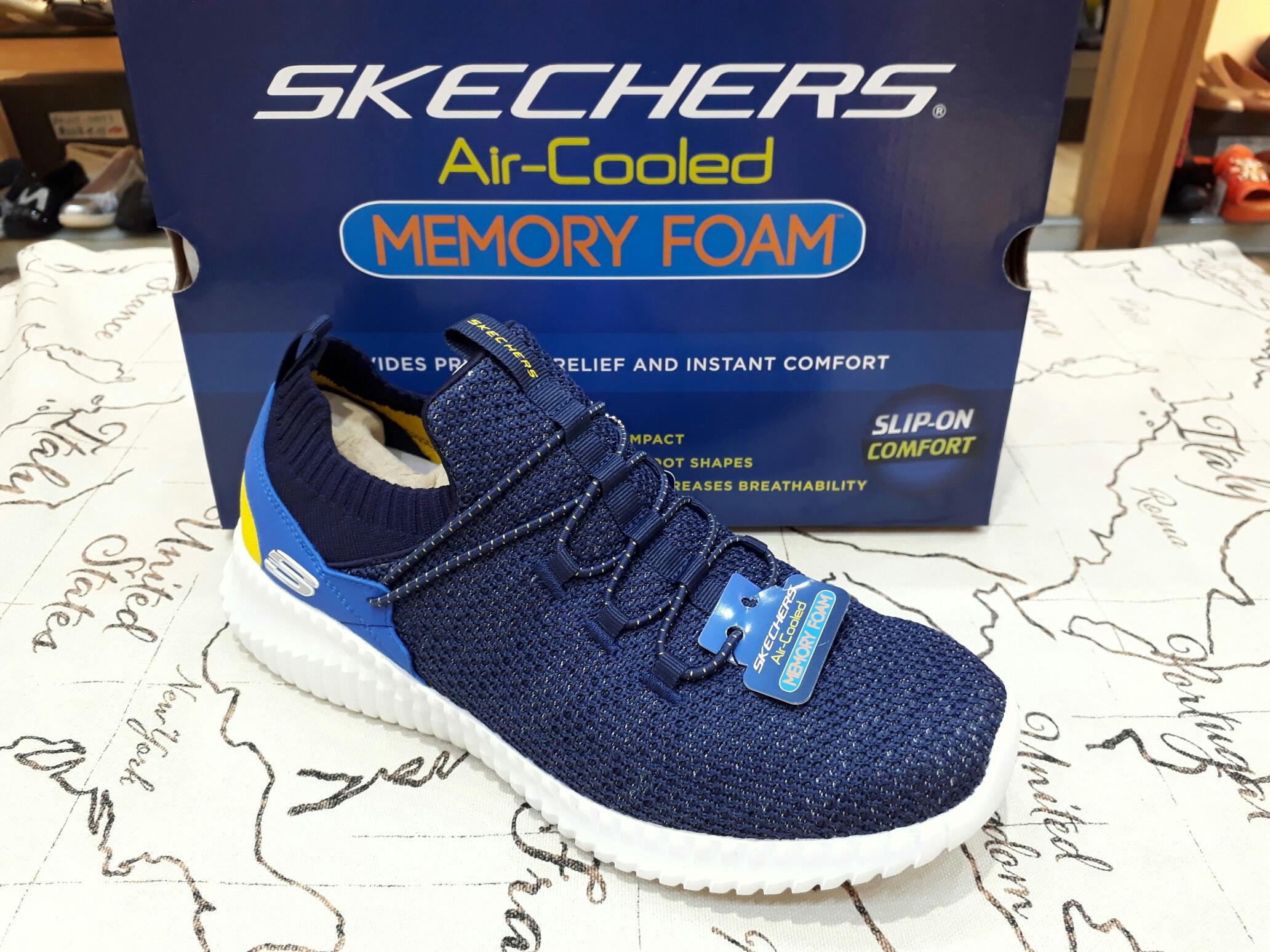 SKECHERS 男健走系列Air-Cooled