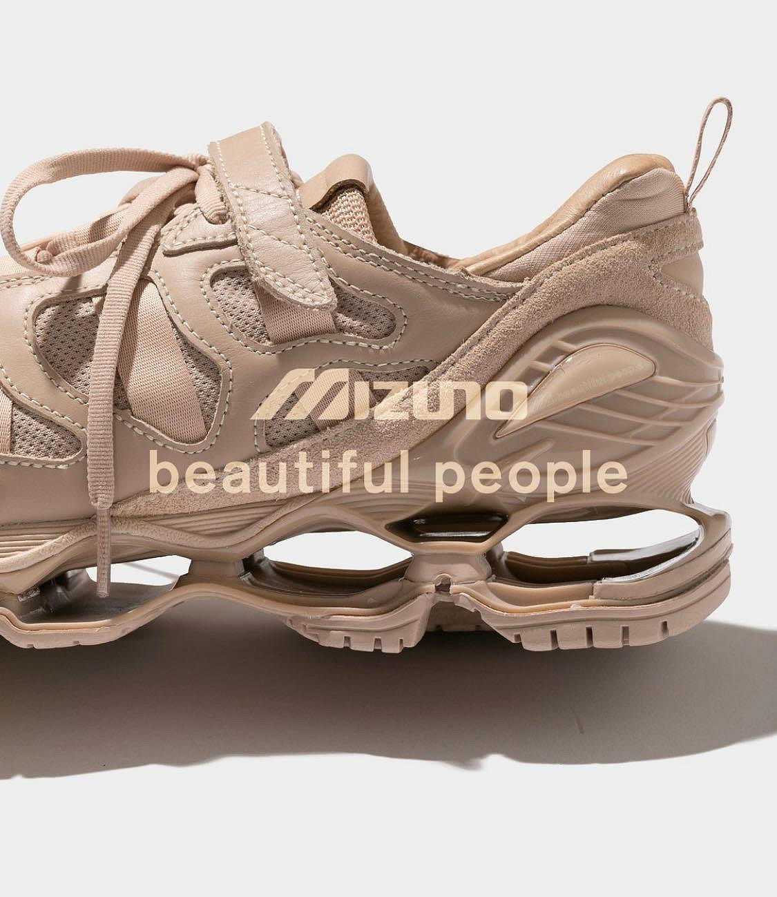 日本限定beautiful people x MIZUNO 聯名款7345711943。太陽選物社