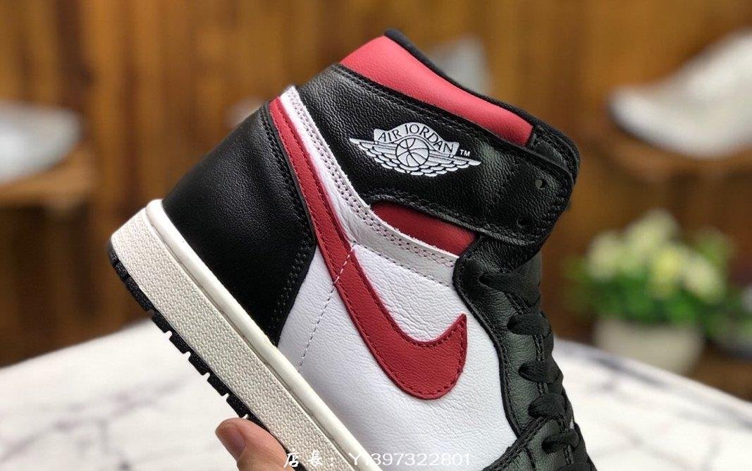 NIKE AIR JORDAN 1 RETRO HIGH 黑白紅紅勾百搭高筒籃球鞋555088-061 男