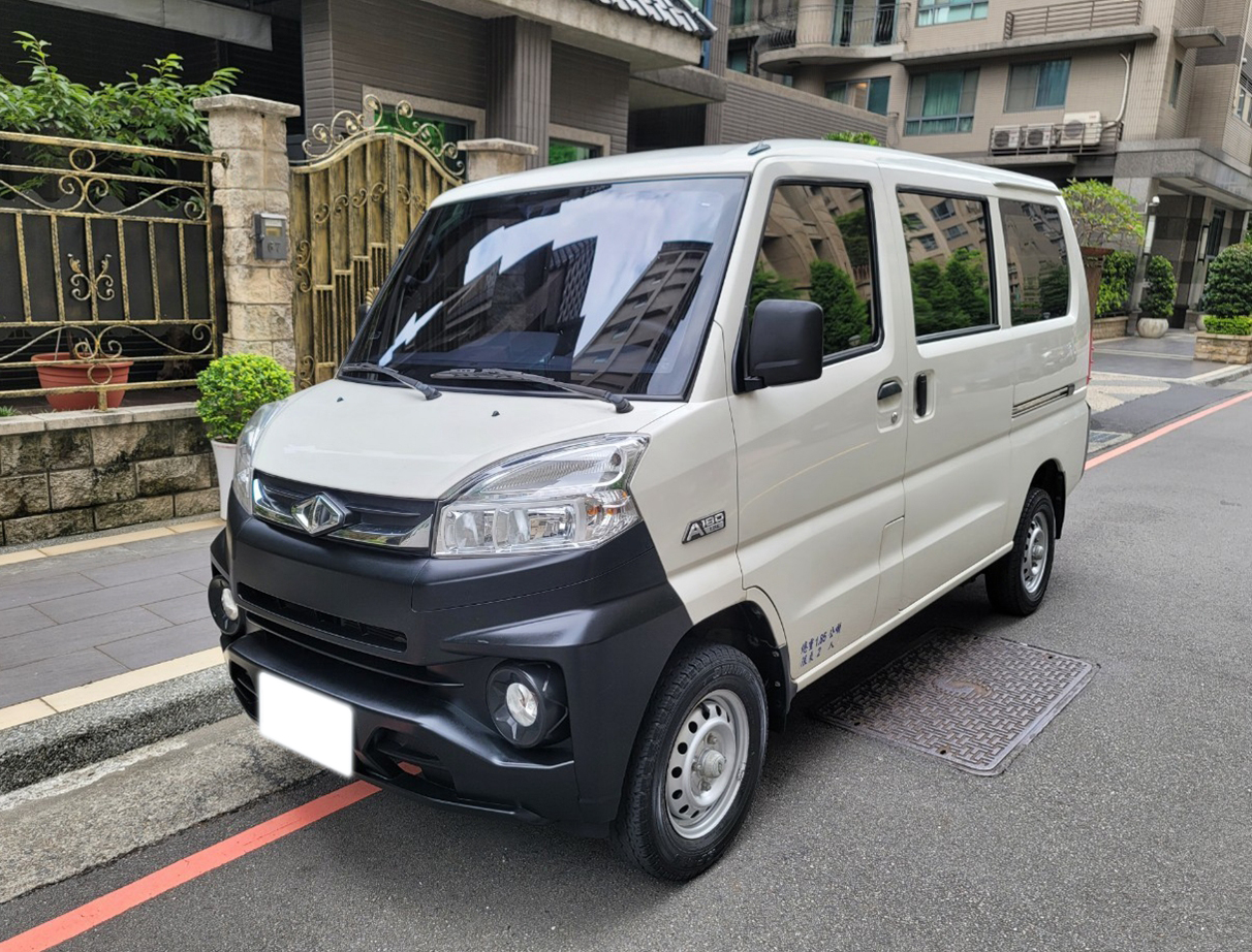 2021 Mitsubishi 三菱 商用車