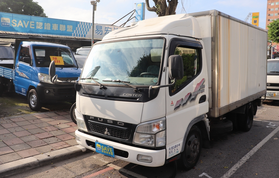 2009 Mitsubishi 三菱 商用車