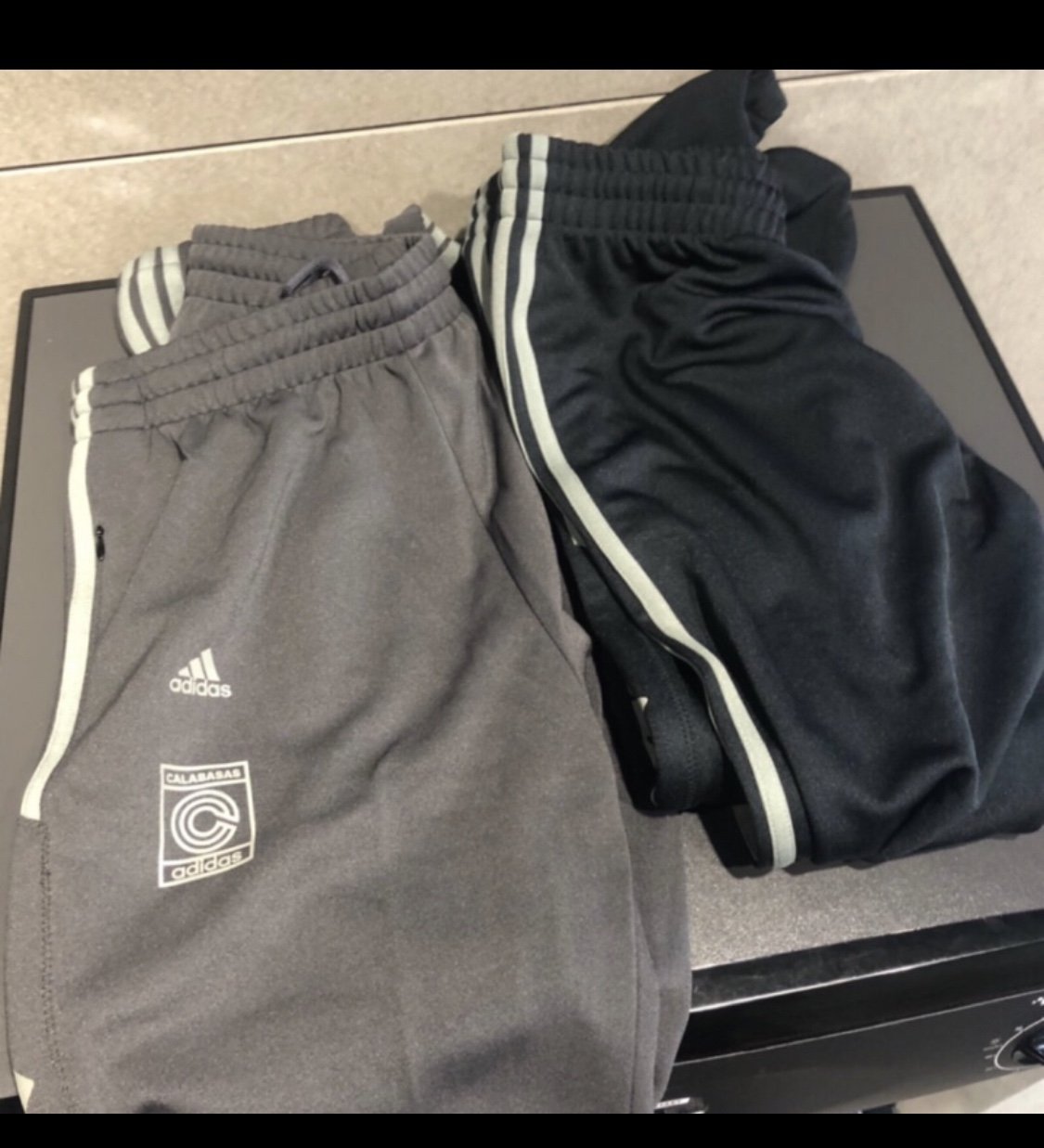 全新正品ADIDAS YEEZY CALABASAS TRACK PANT 縮口褲台灣公司貨| Yahoo