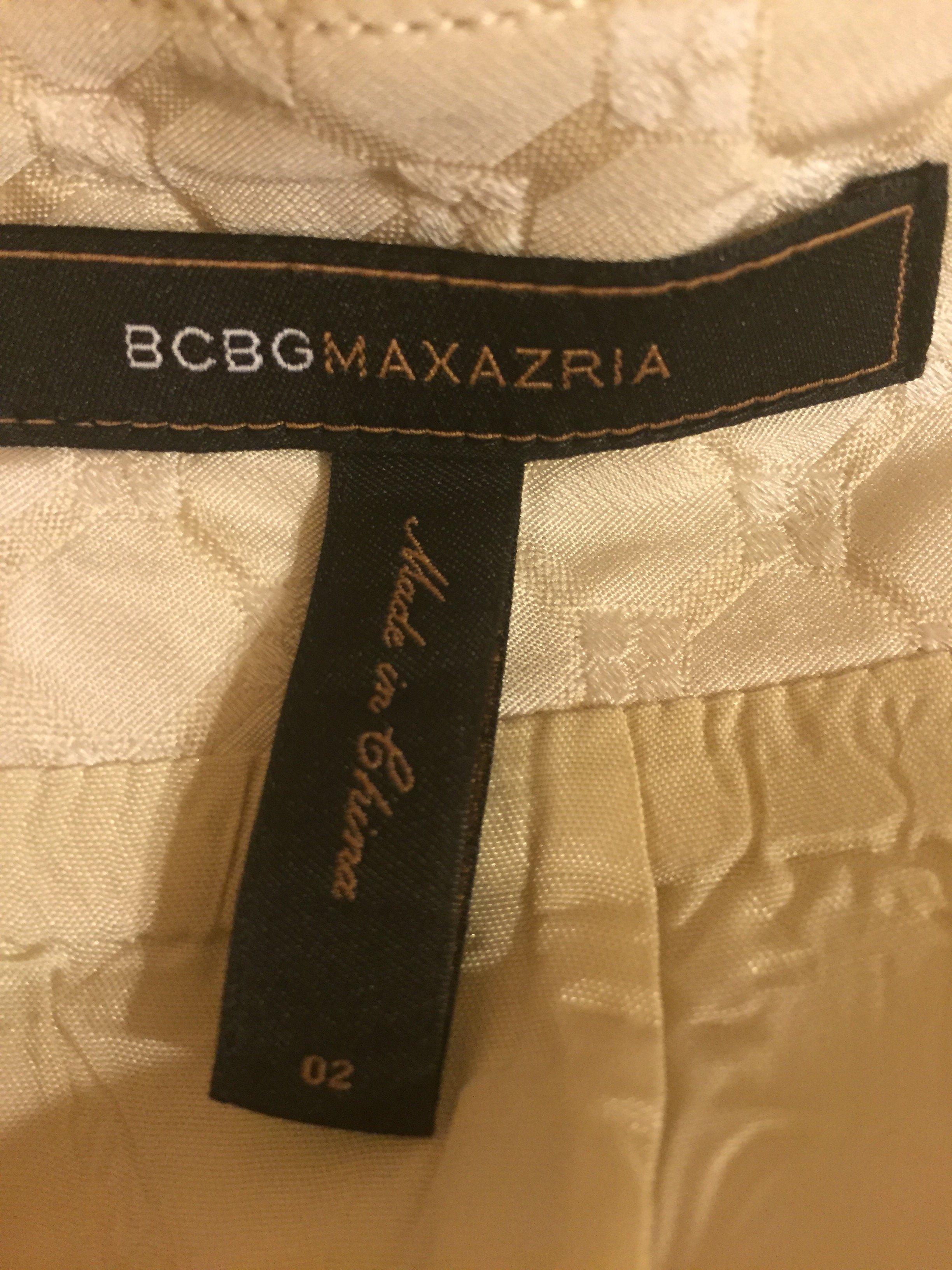 BCBG MAXAZRIA COLOR 18