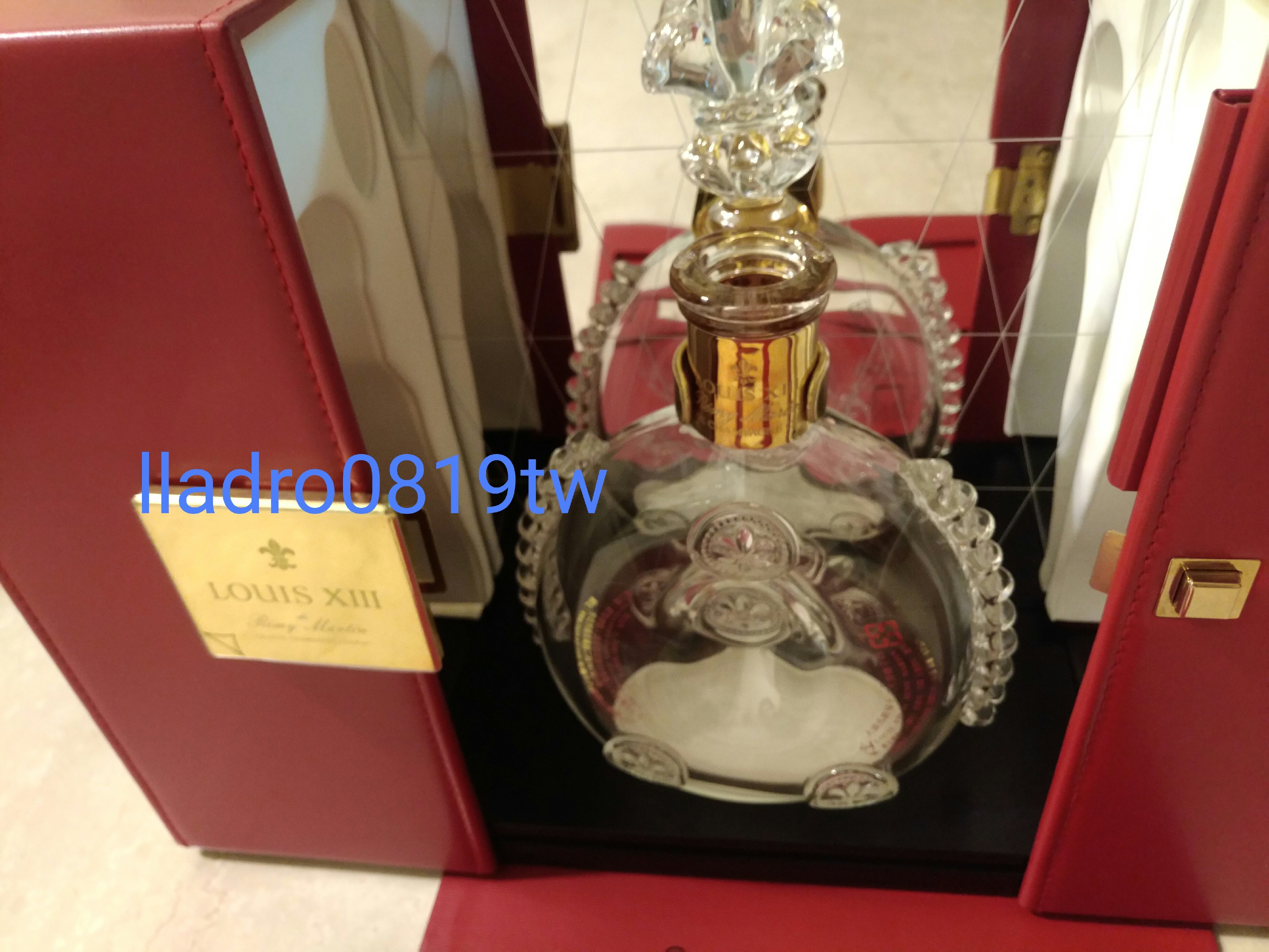 (對開版~含外盒)路易13 Louis xiii 路易十三 水晶瓶 空酒瓶(Baccarat 巴卡拉)/另施華洛世奇