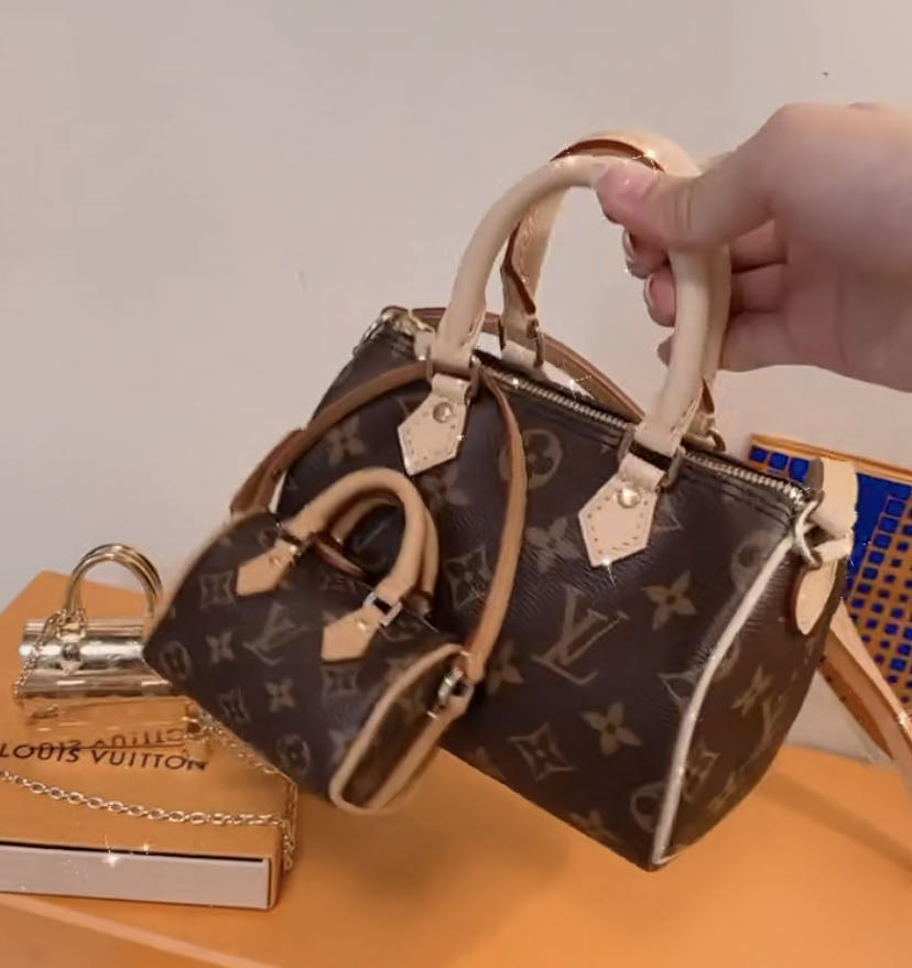 Shop Louis Vuitton Speedy monogram bag charm (M00544) by