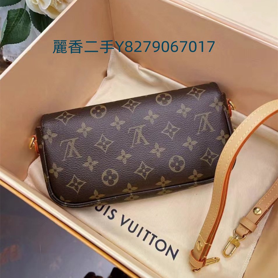 LOUIS VUITTON M81911 IVY WOC